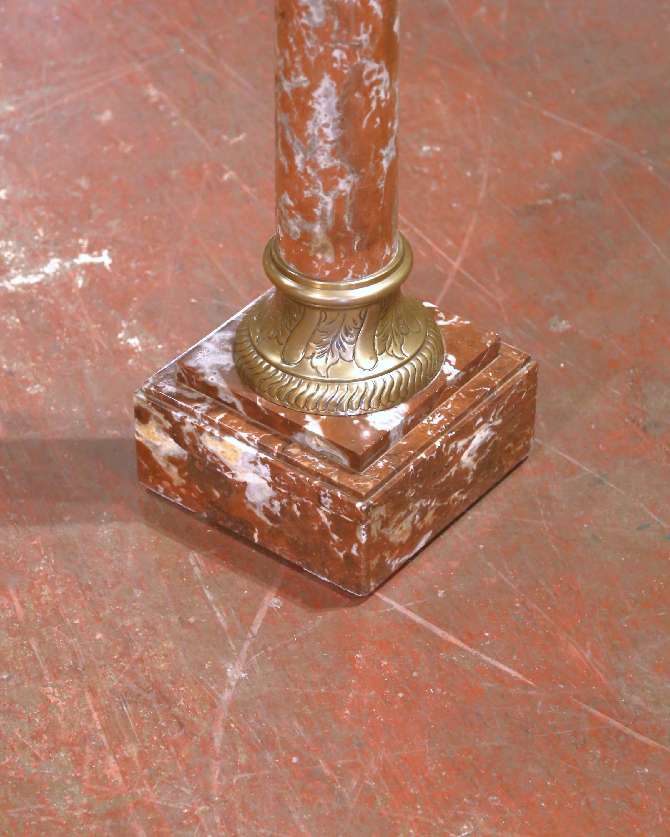 Tavolo con piedistallo Selette in marmo e bronzo intagliato Napoleone III del XIX secolo in vendita 1