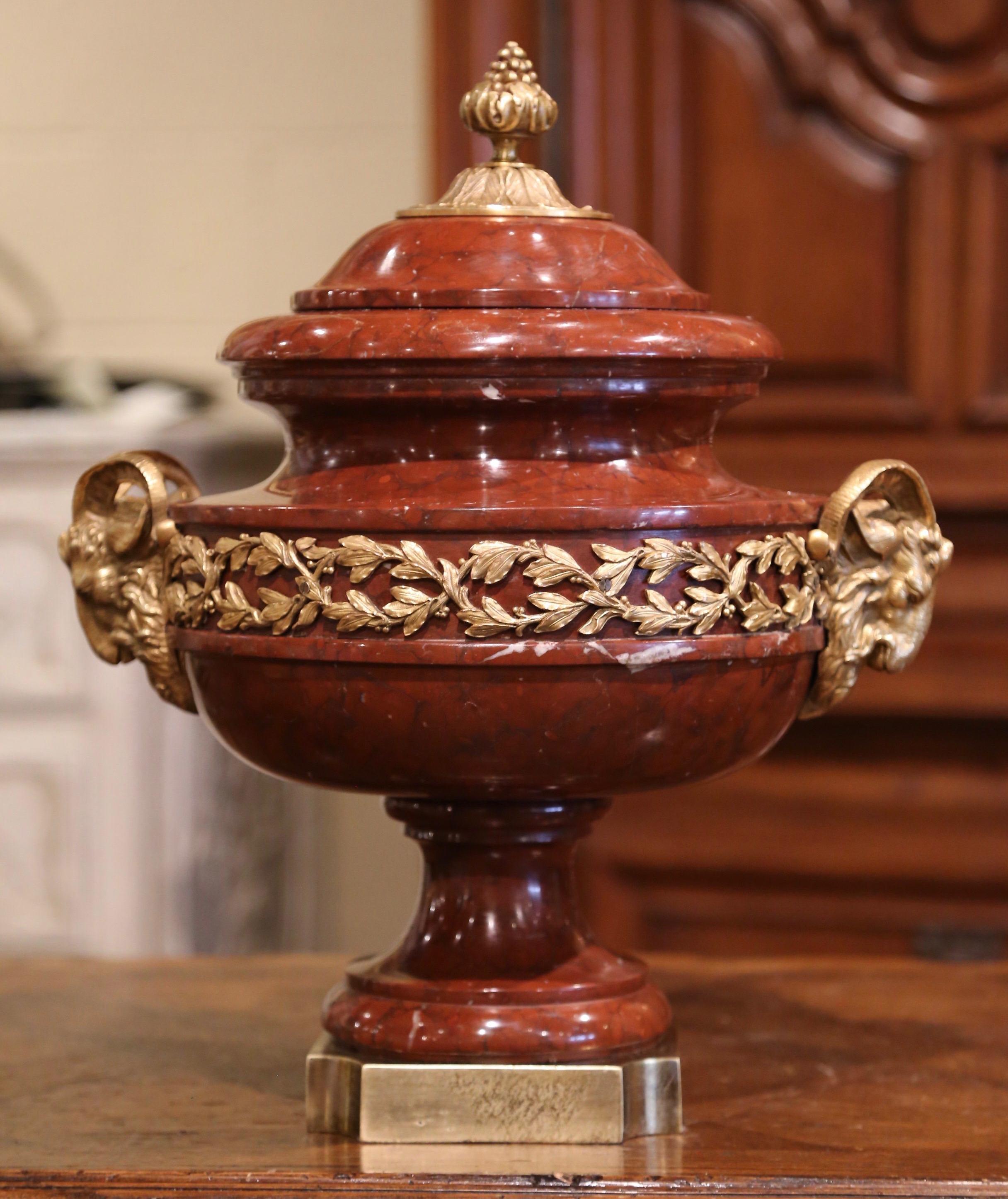 19th Century French Napoleon III Carved Marble and Gilt Bronze Urn In Excellent Condition In Dallas, TX