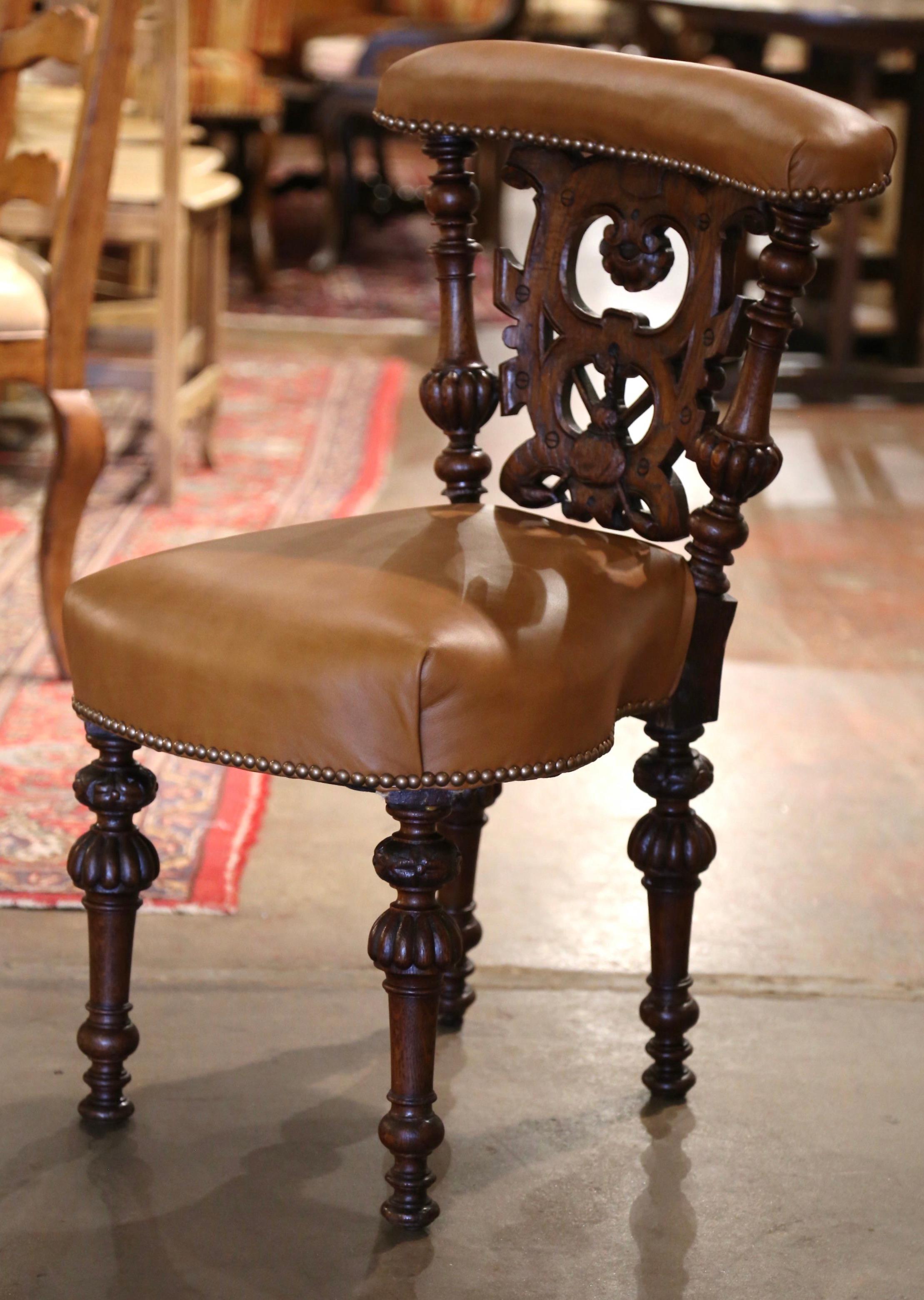 Adam Style 19th Century French Napoleon III Carved Oak and Leather Smoking Chair  For Sale