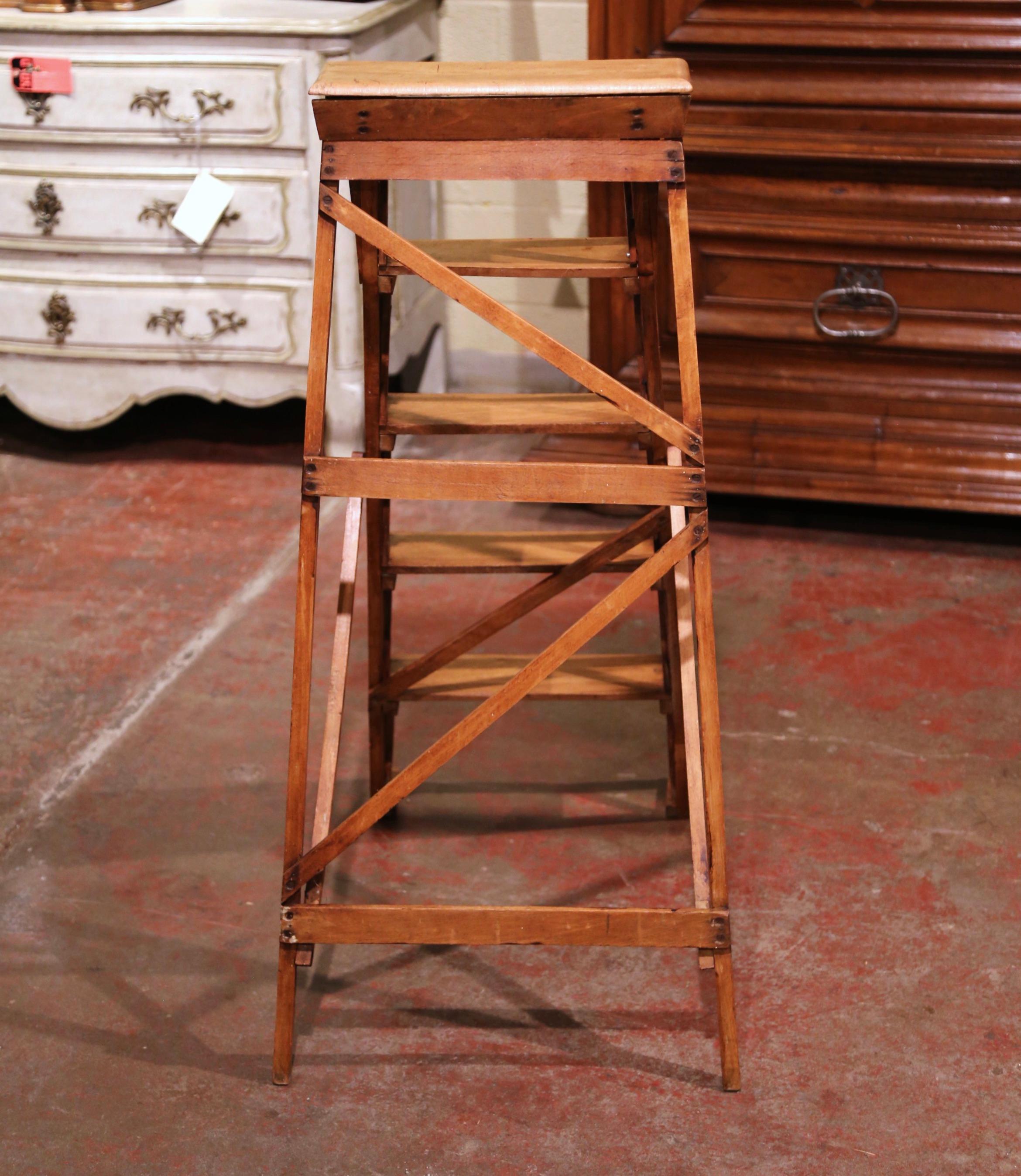 Iron 19th Century French Napoleon III Carved Walnut Folding Library Five-Step Ladder