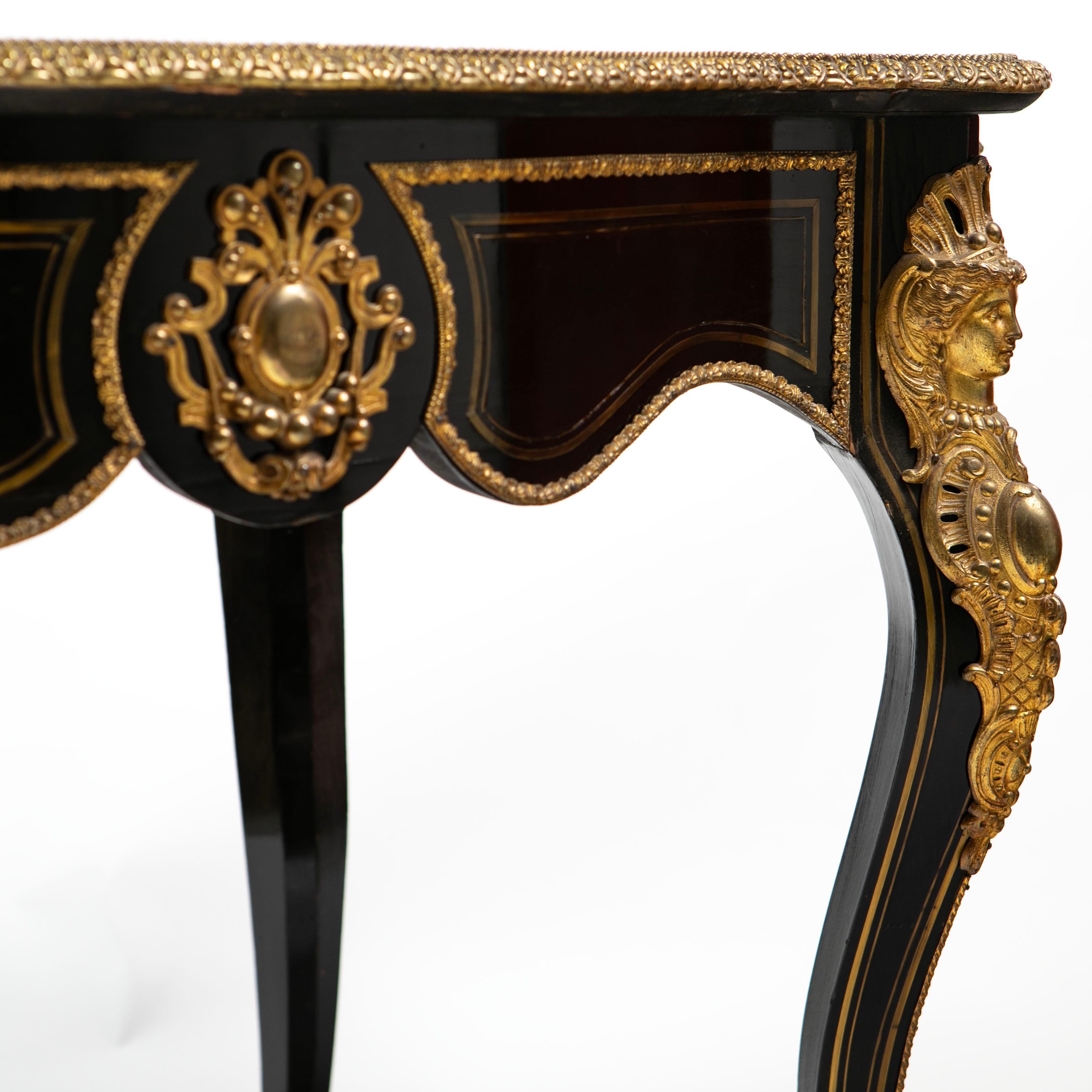 Français Napoléon III  Table centrale noire en vente 5
