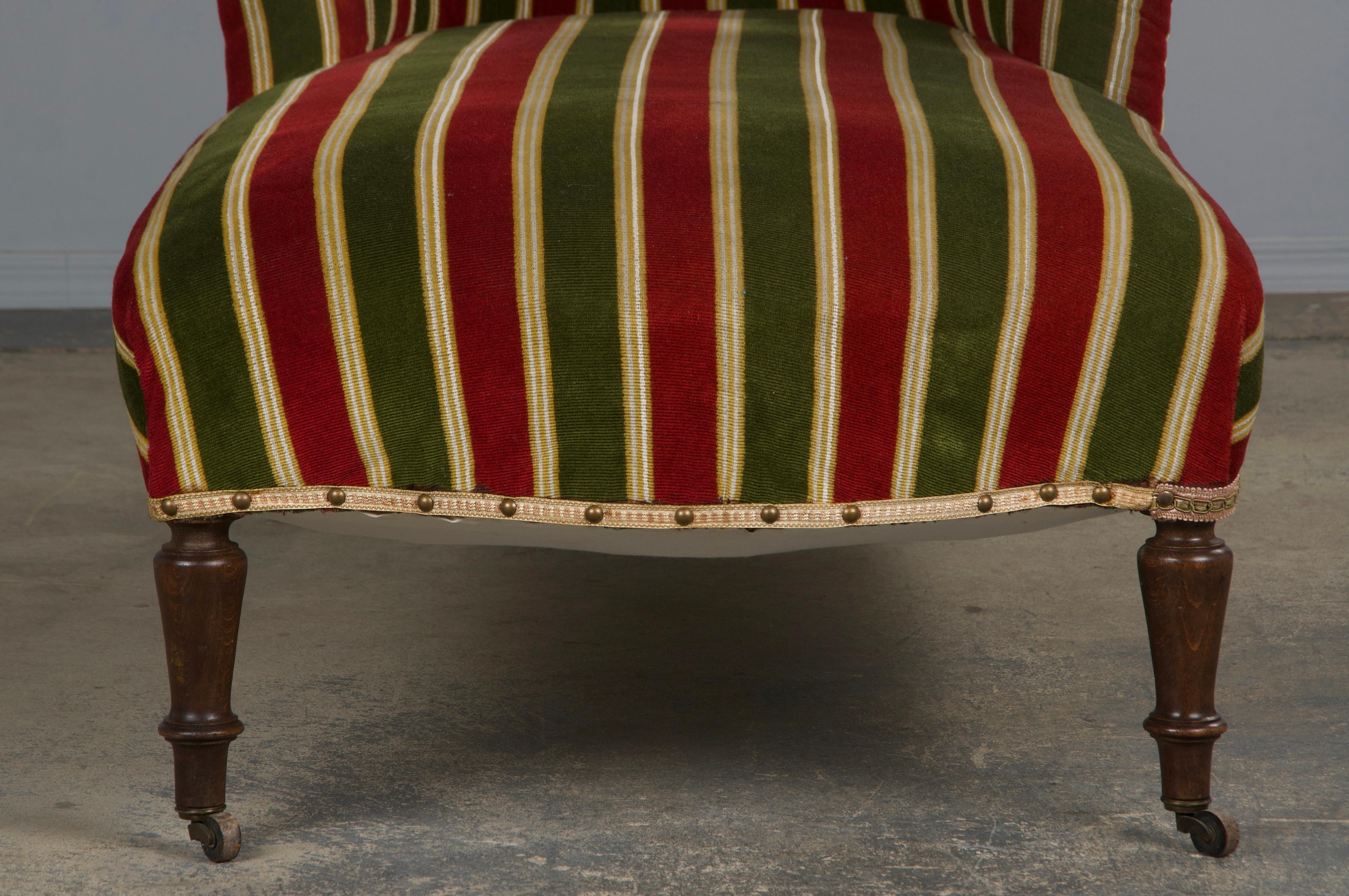 19th Century French Napoleon III Chaise Lounge in Striped Velvet For Sale 6