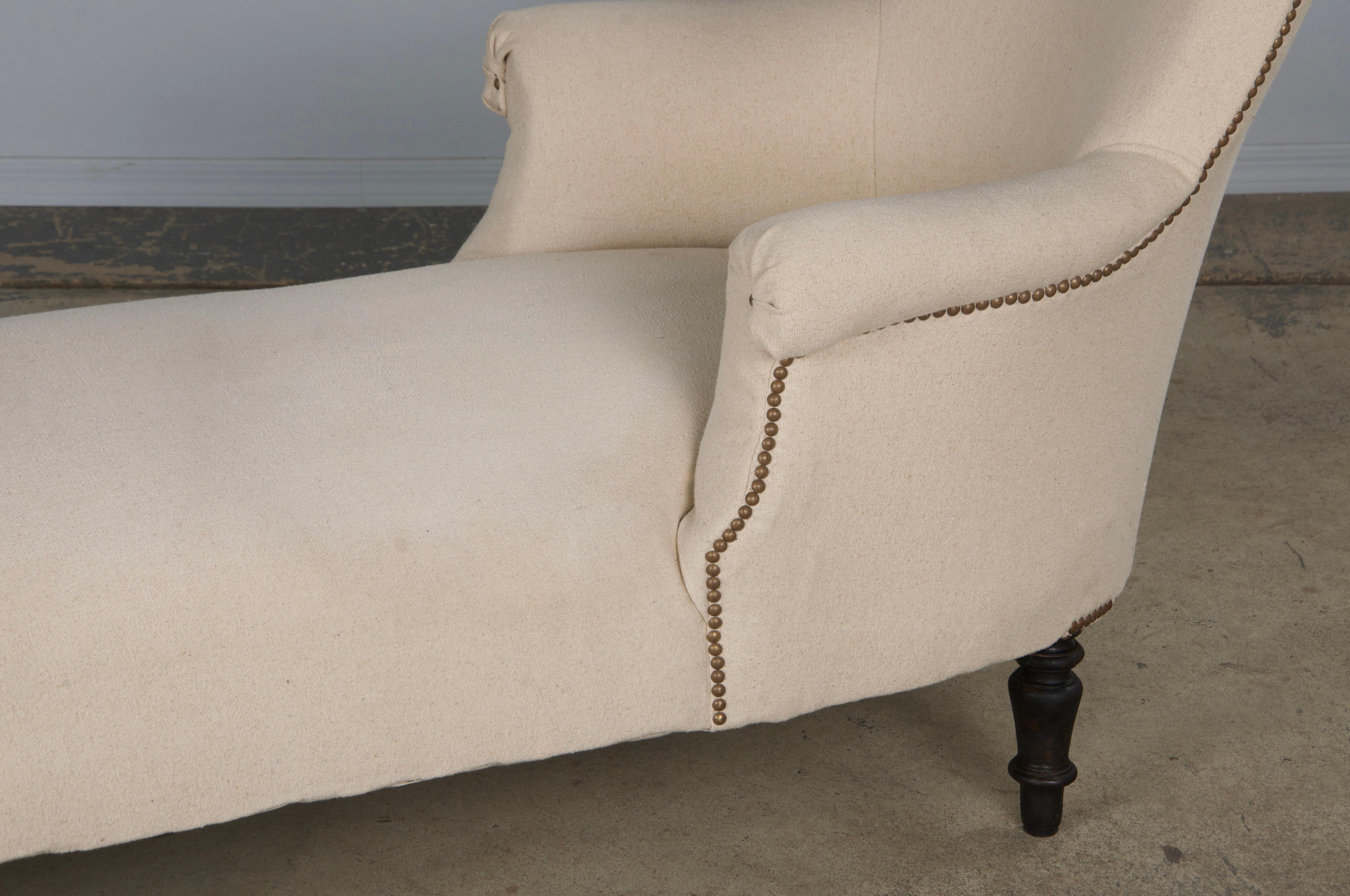 19th Century French Napoleon III Chaise Lounge W/ Off-White Fabric For Sale 9