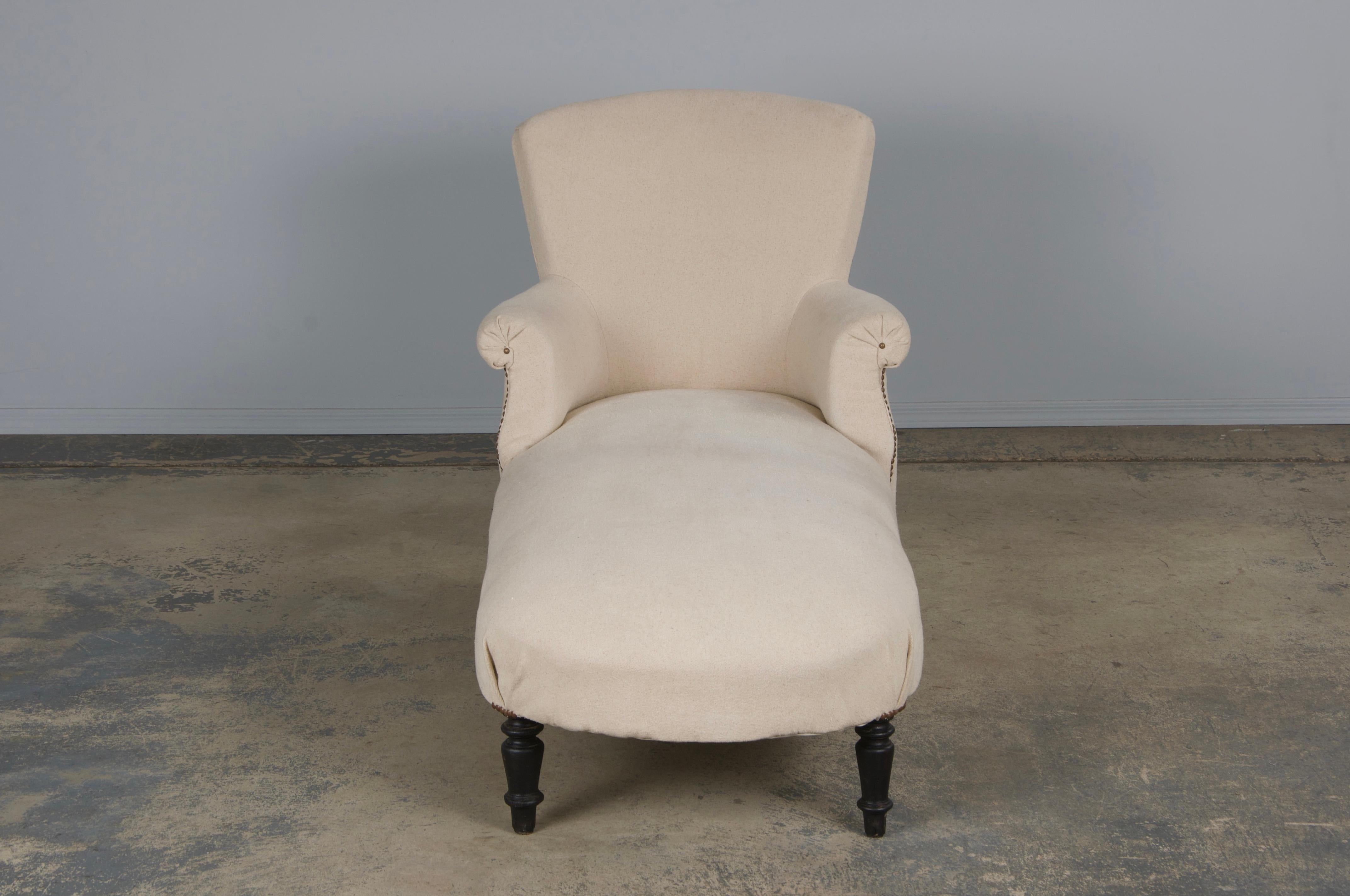19th Century French Napoleon III Chaise Lounge W/ Off-White Fabric For Sale 4