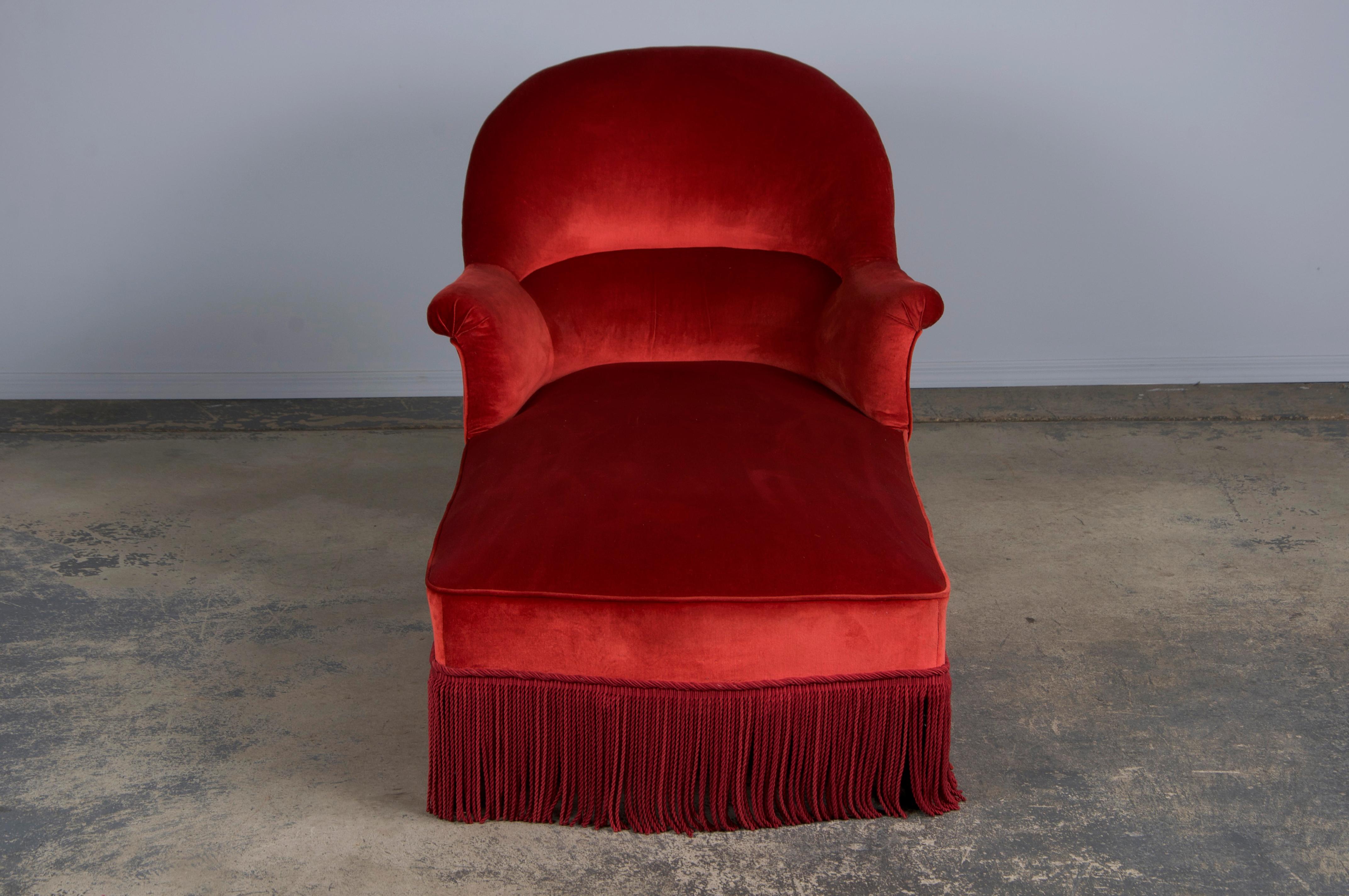 19th Century French Napoleon III Chaise Lounge W/ Red Velvet For Sale 9