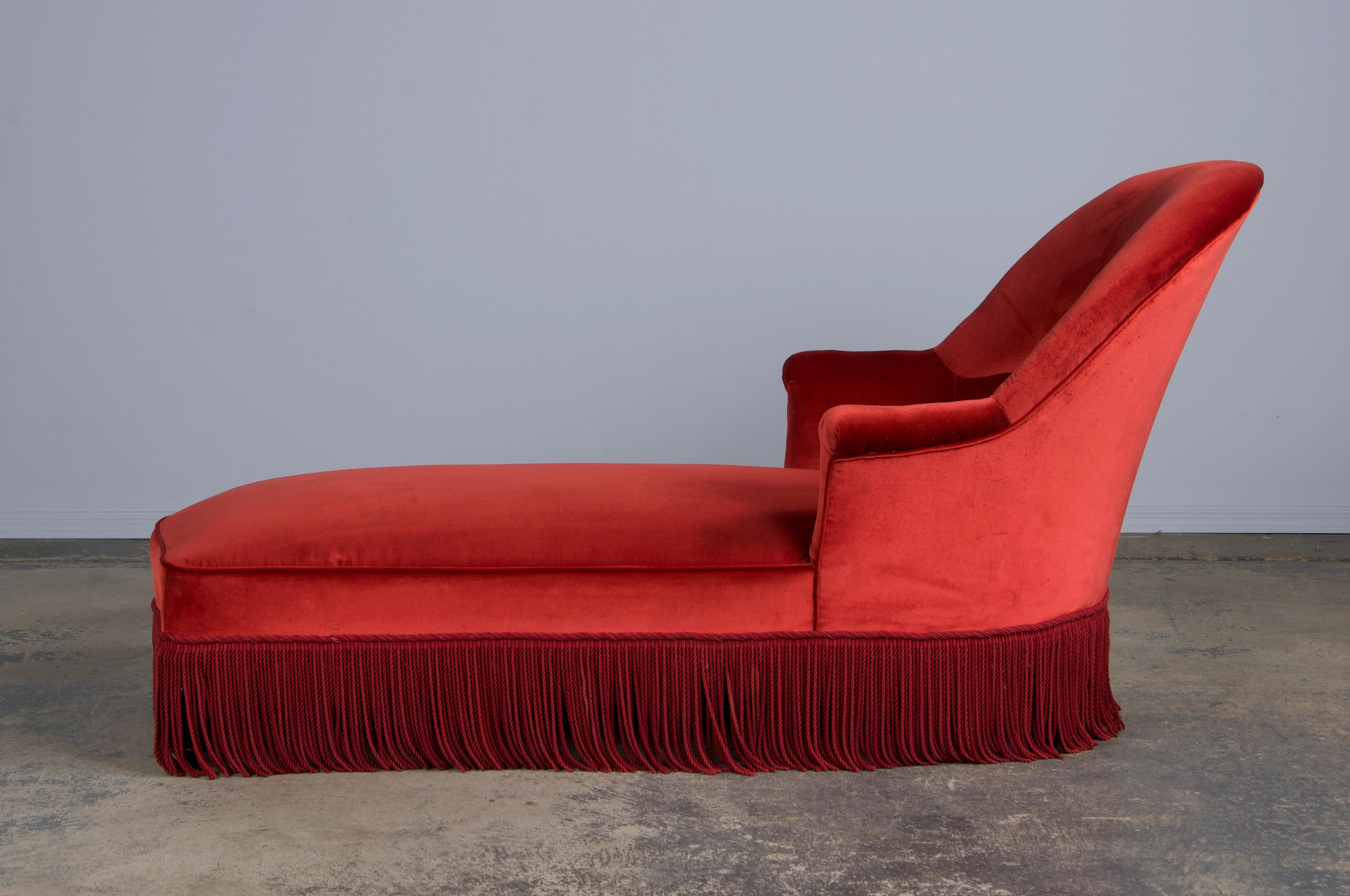 19th Century French Napoleon III Chaise Lounge W/ Red Velvet For Sale 10