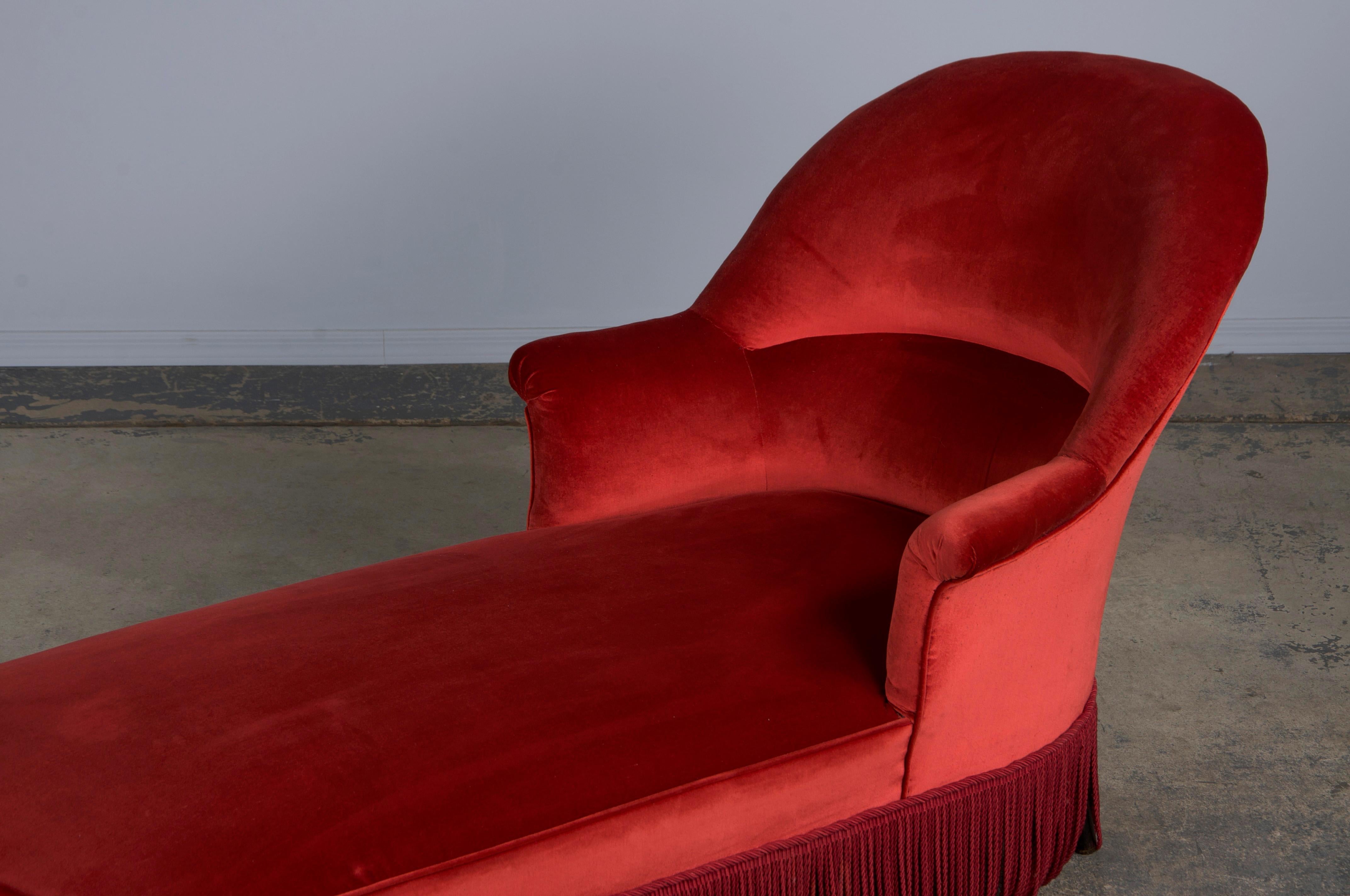 19th Century French Napoleon III Chaise Lounge W/ Red Velvet For Sale 12