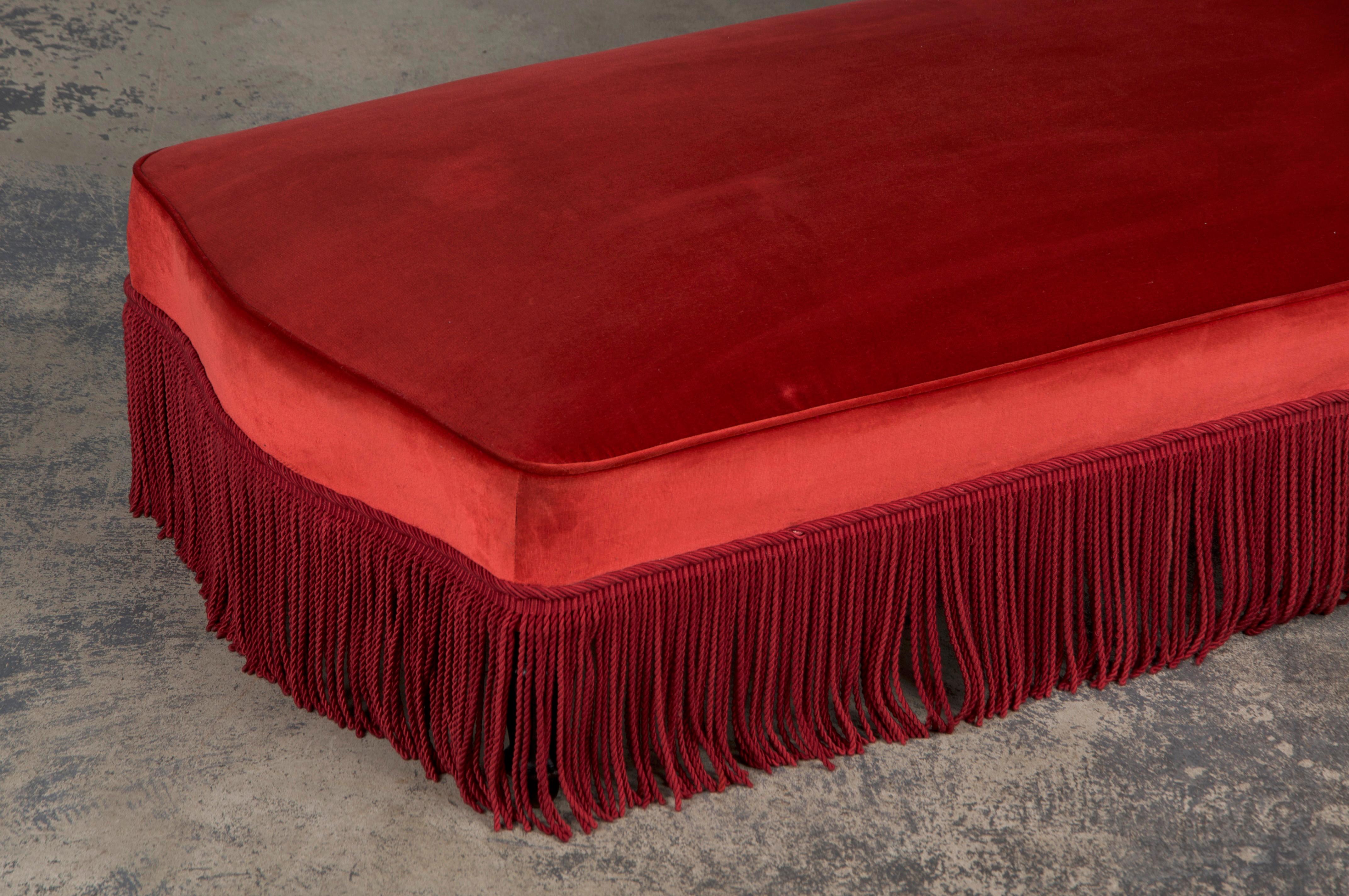 19th Century French Napoleon III Chaise Lounge W/ Red Velvet For Sale 13