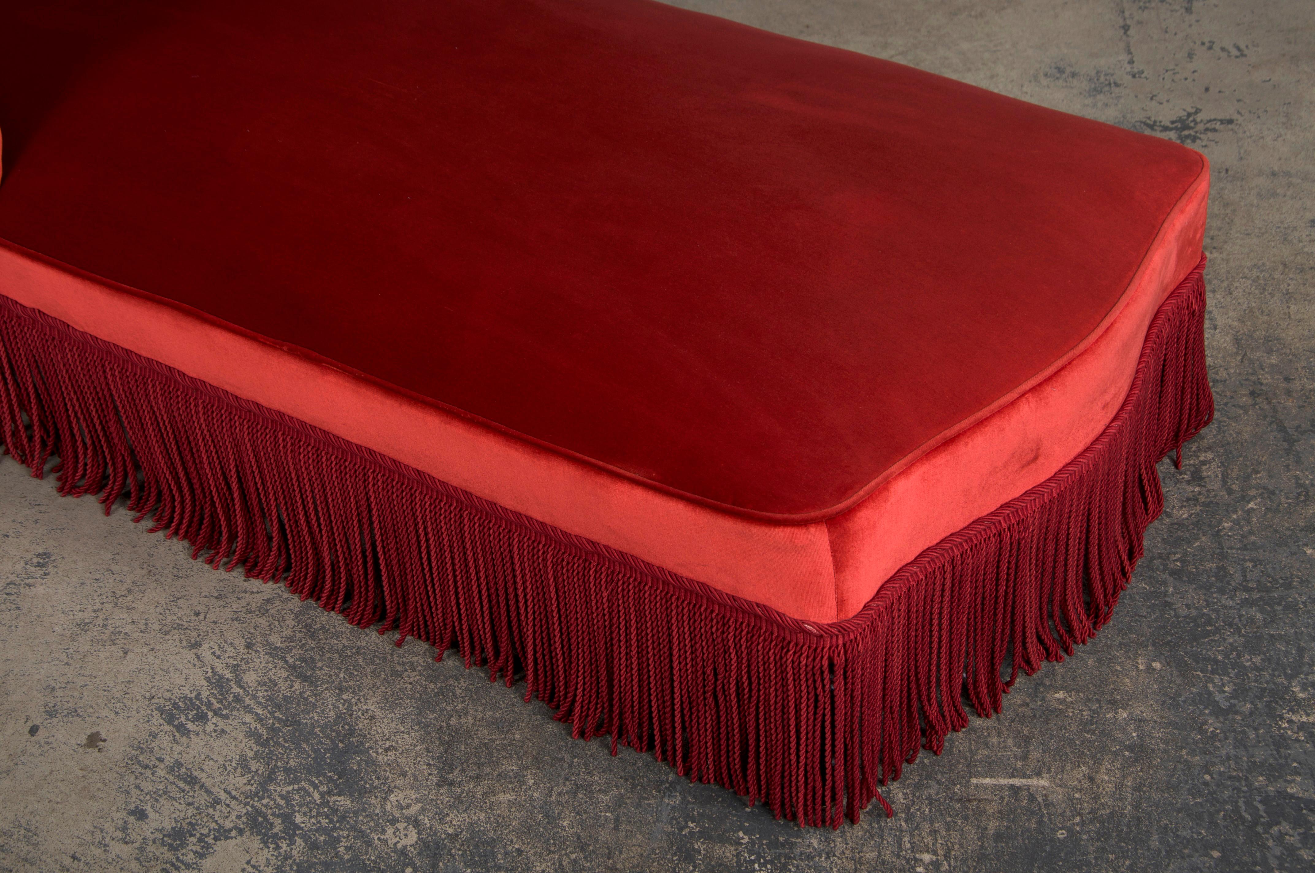 19th Century French Napoleon III Chaise Lounge W/ Red Velvet For Sale 2