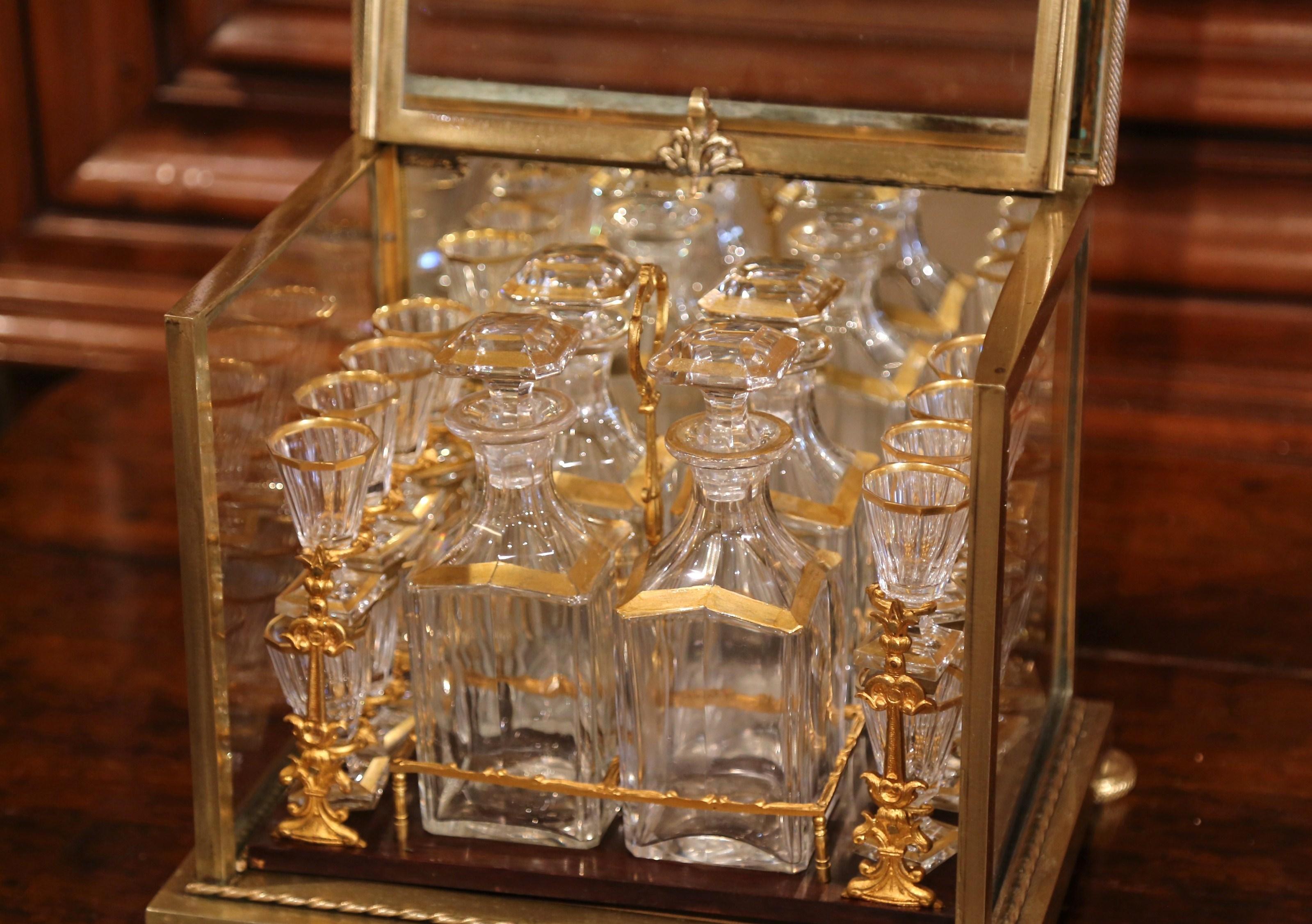 19th Century French Napoleon III Complete Gilt Bronze and Glass Liquor Box In Excellent Condition In Dallas, TX