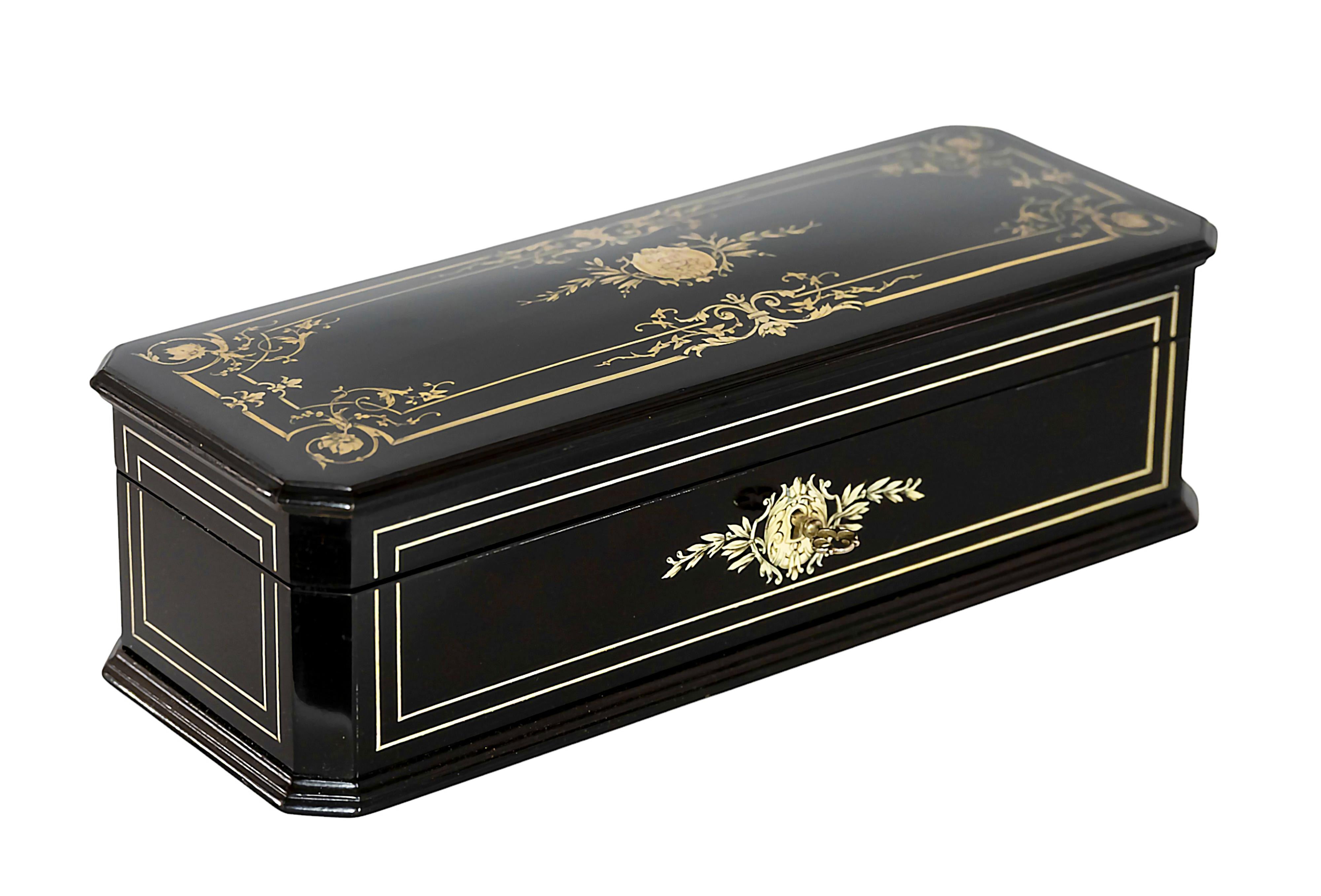 19th Century French Napoleon III Decorative Box For Sale 1