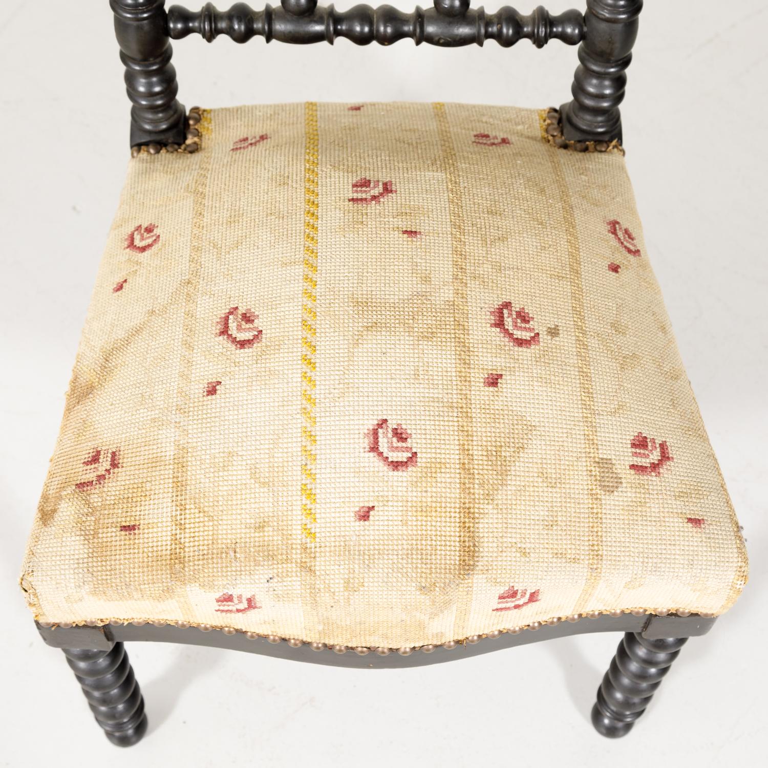 19th Century French Napoleon III Ebonized Bobbin Nursing Chair 2