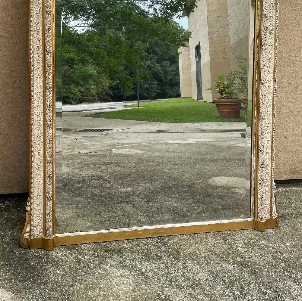 19th Century French Napoleon III Embossed & Gilded Mirror For Sale 1