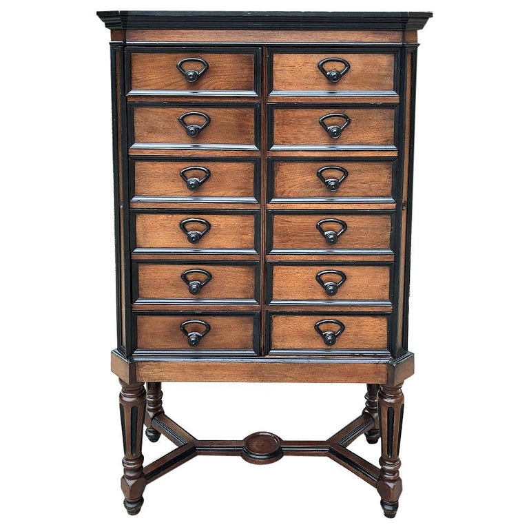 d'archivage français Napoléon III du 19ème siècle En vente sur