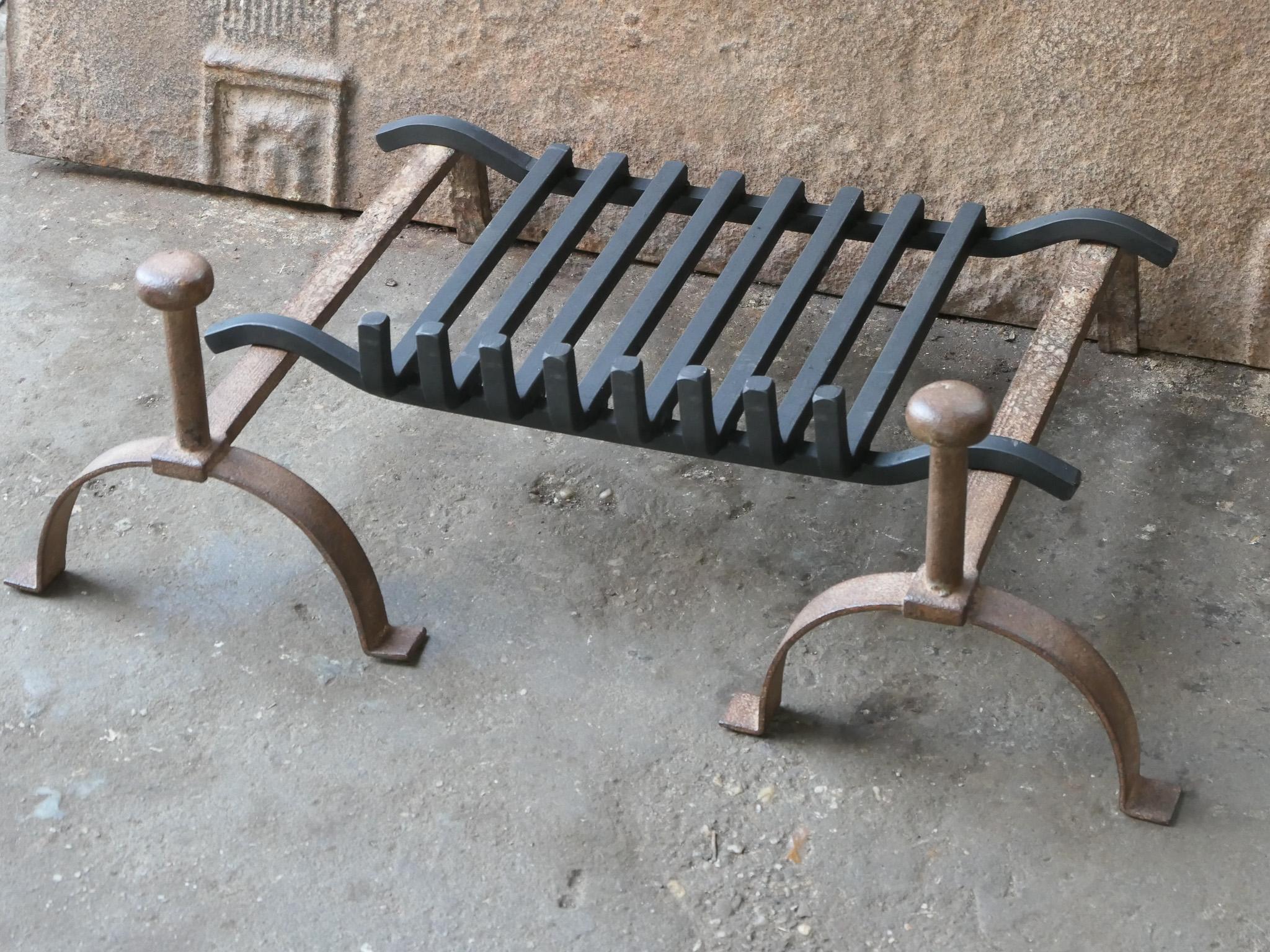 19th Century French Napoleon III Fireplace Log Grate In Good Condition For Sale In Amerongen, NL