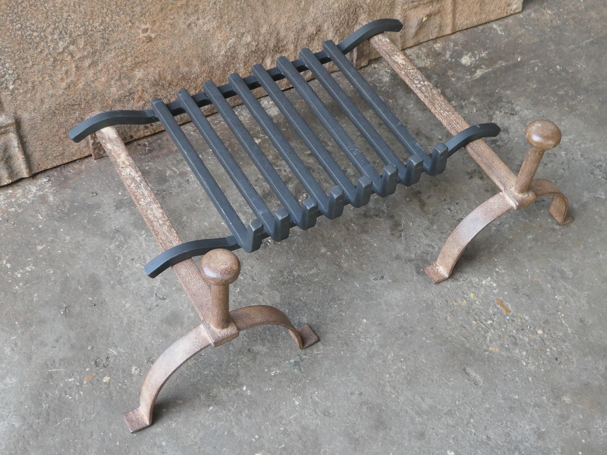 Wrought Iron 19th Century French Napoleon III Fireplace Log Grate For Sale