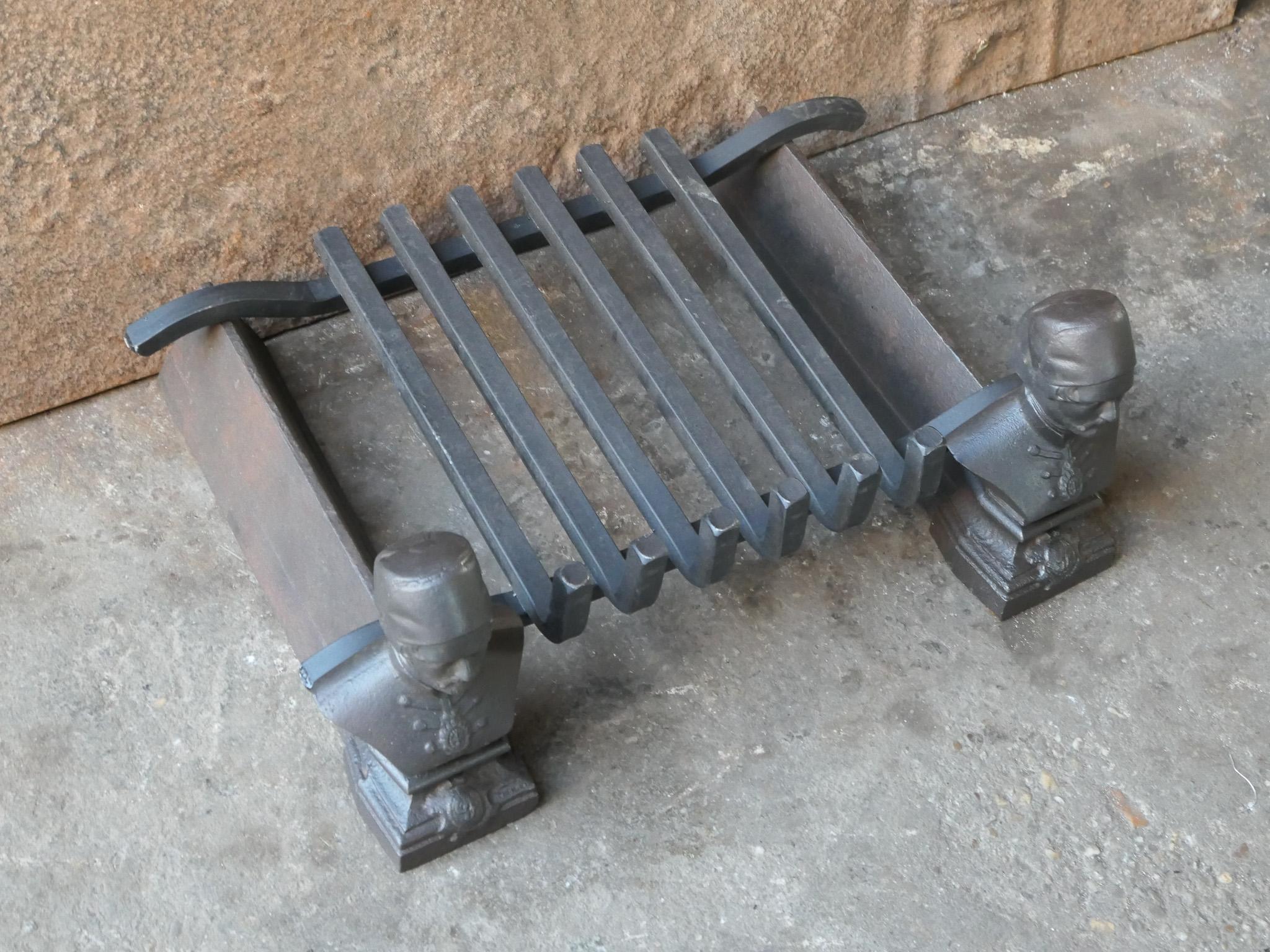 19th Century French Napoleon III Fireplace Log Grate For Sale 3