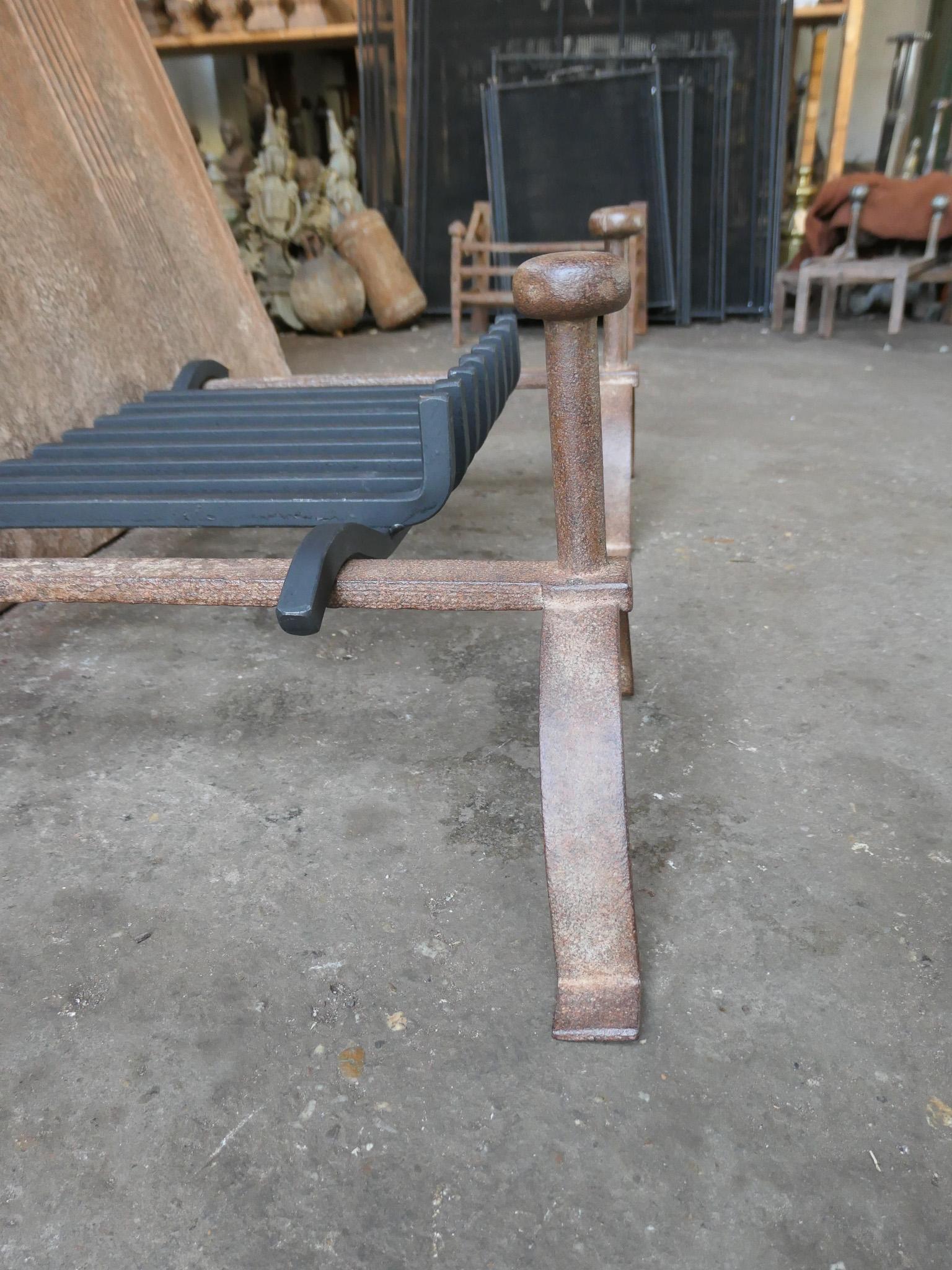 19th Century French Napoleon III Fireplace Log Grate For Sale 4