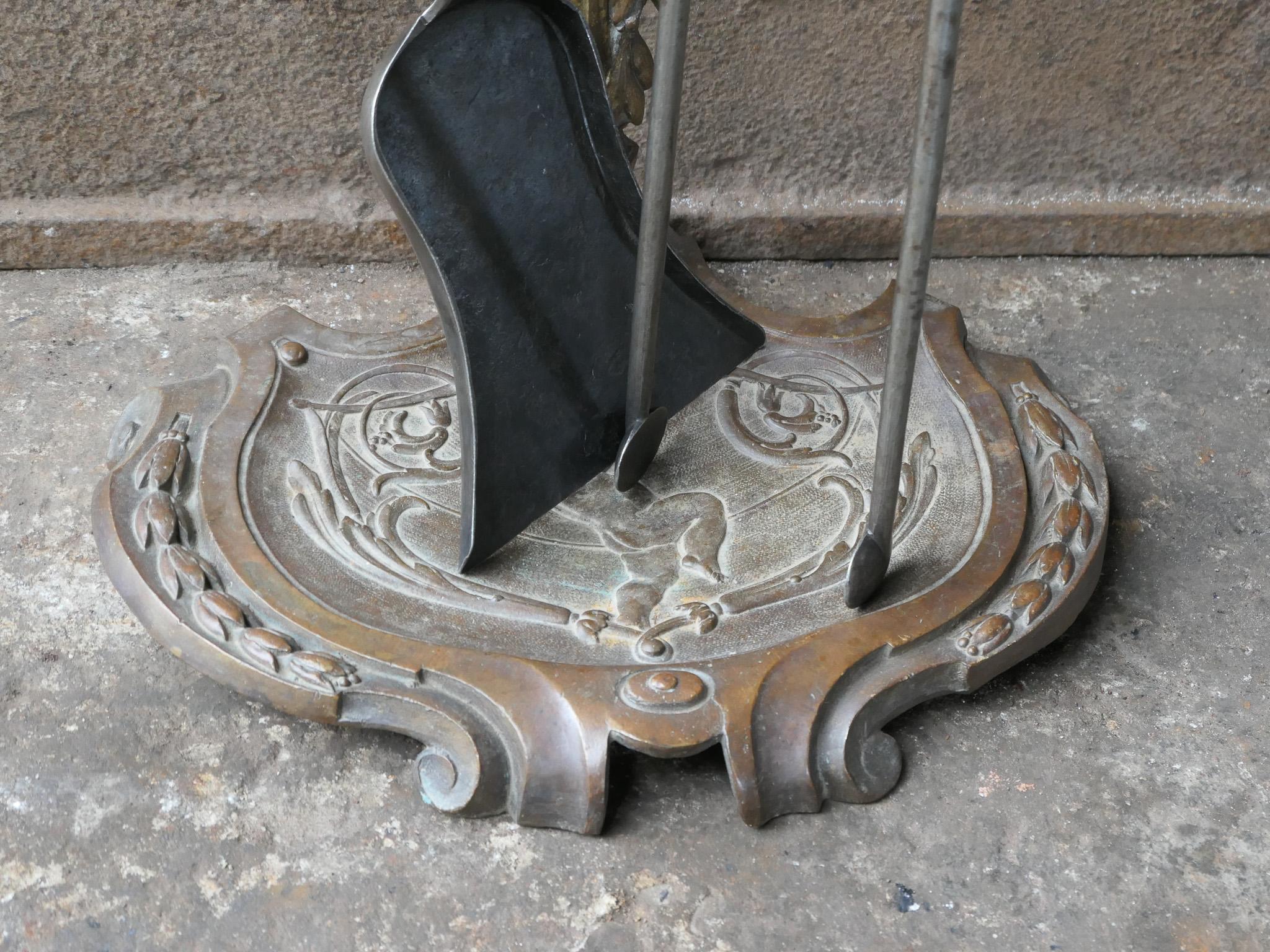 Set di strumenti per caminetto francese Napoleone III del XIX secolo in vendita 4