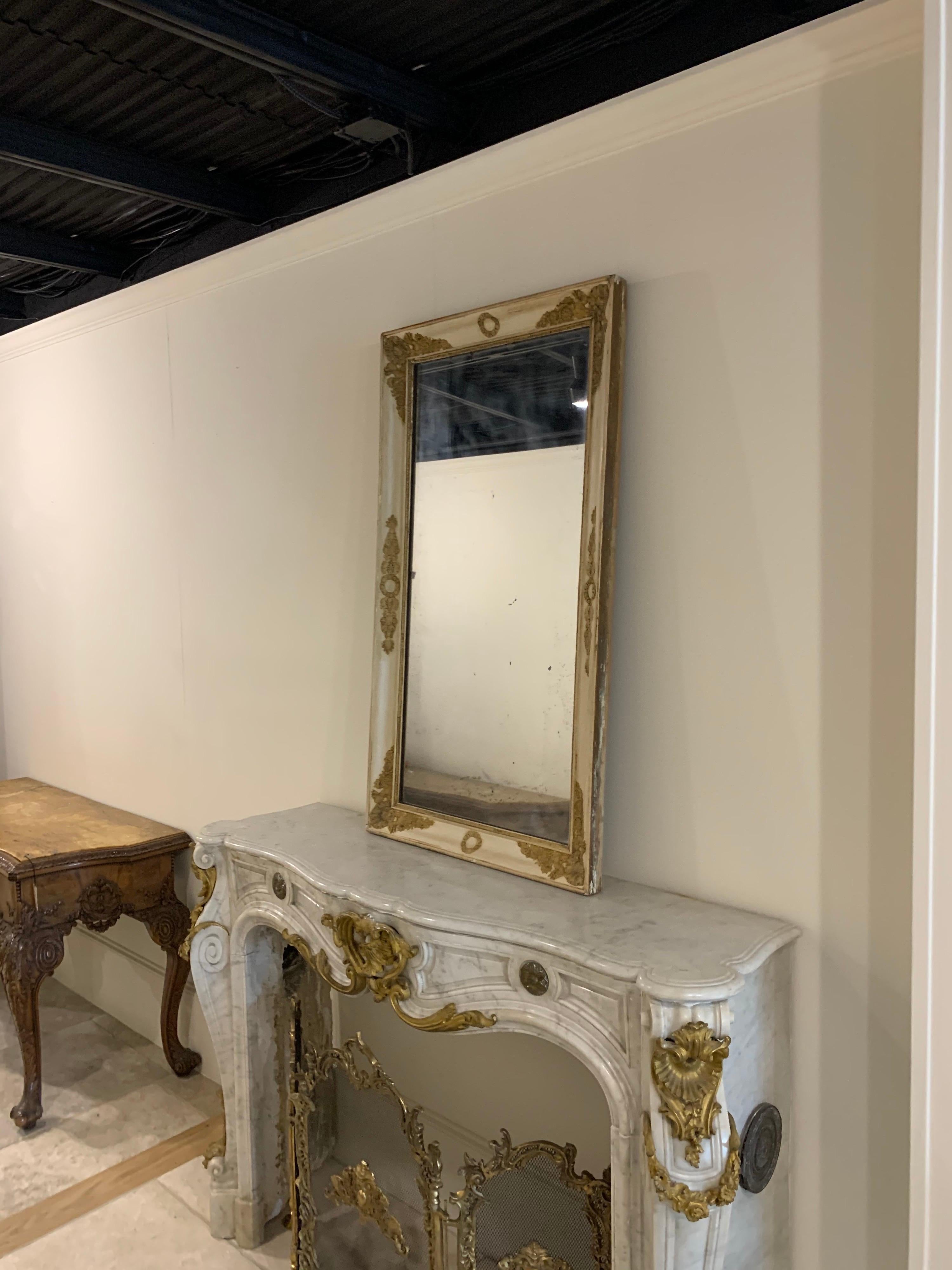 Verre mercuré Miroir français Napoléon III du 19ème siècle en gesso avec verre mercuré en vente