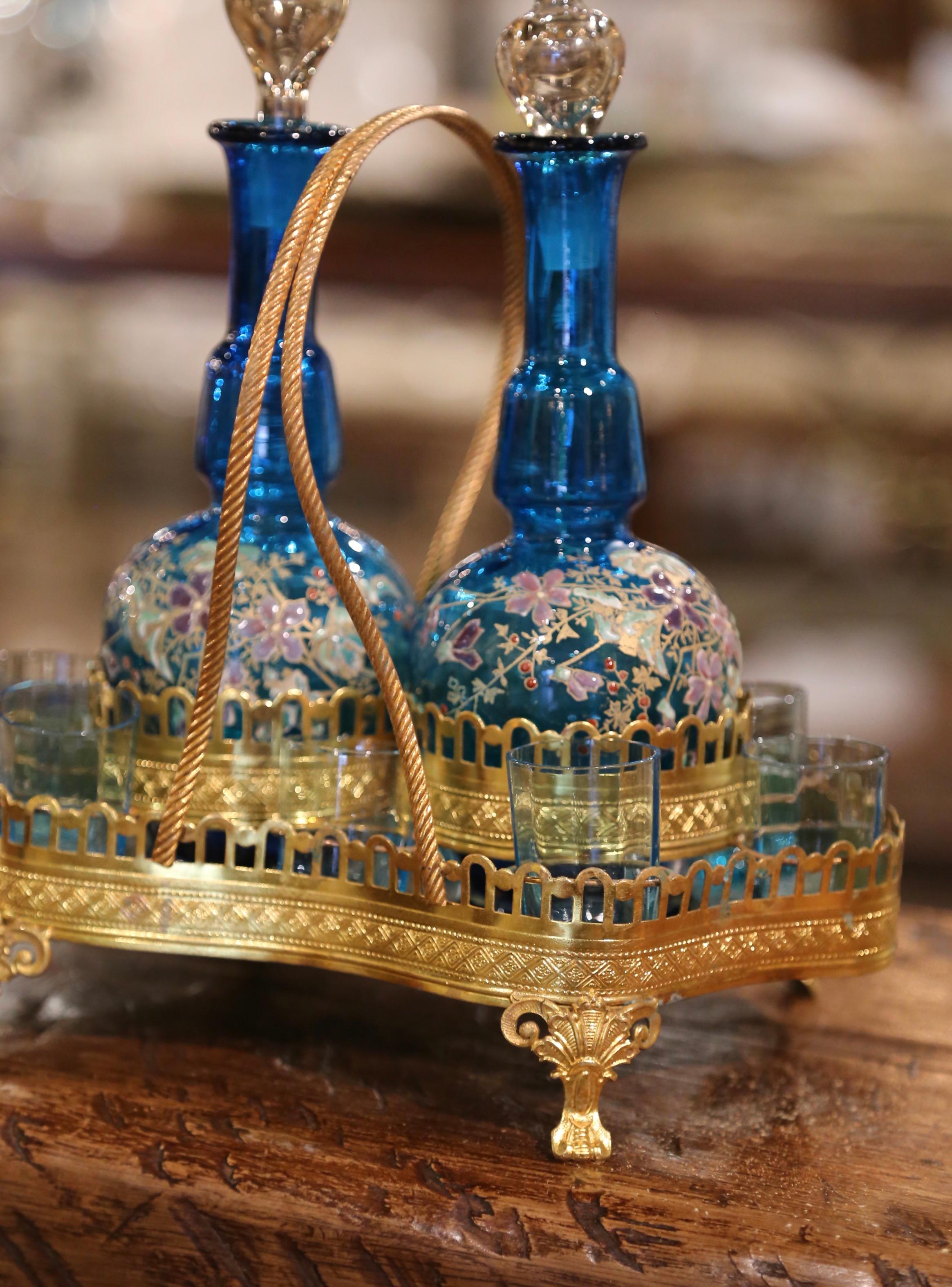 19. Jahrhundert Französisch Napoleon III. vergoldetes Messing und Glas Komplett „Cave a Liqueur“ (Handgeschnitzt) im Angebot