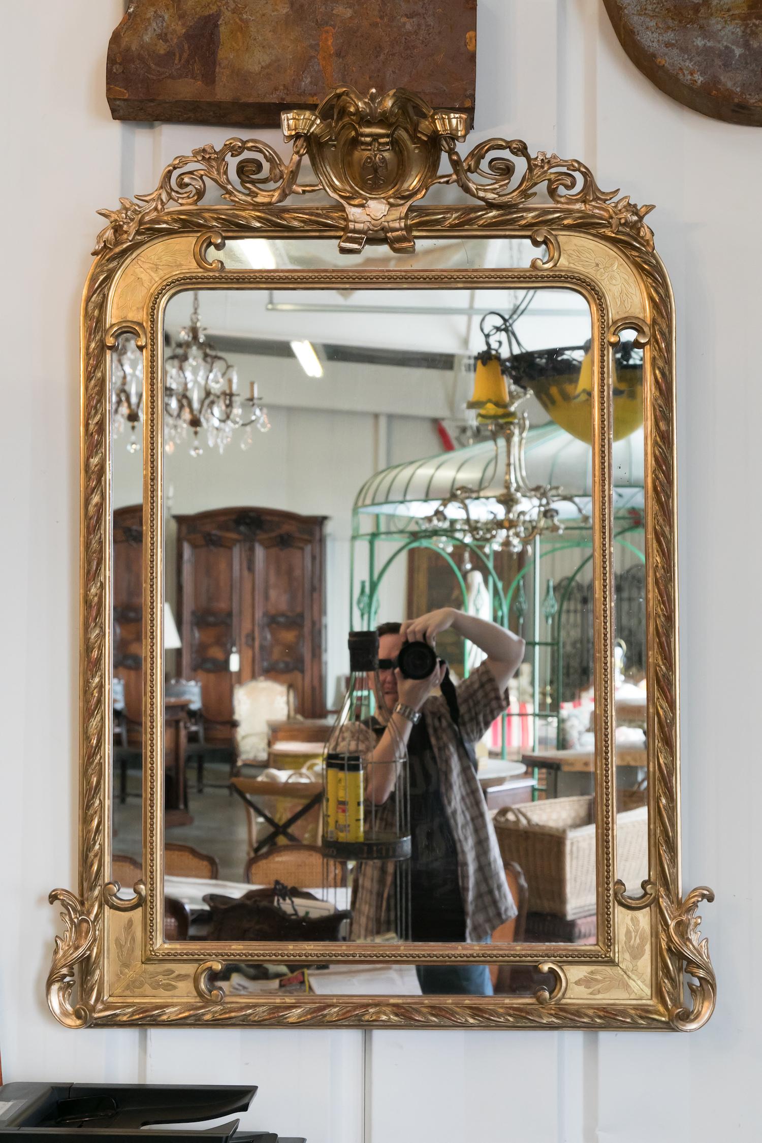 19th Century French Napoleon III Giltwood Pareclose Mirror In Good Condition For Sale In Birmingham, AL