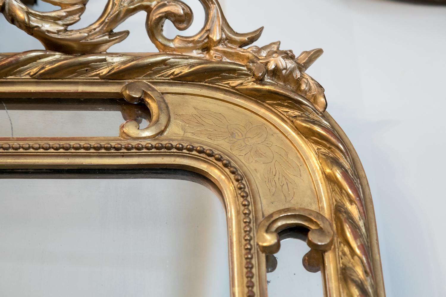 19th Century French Napoleon III Giltwood Pareclose Mirror For Sale 3
