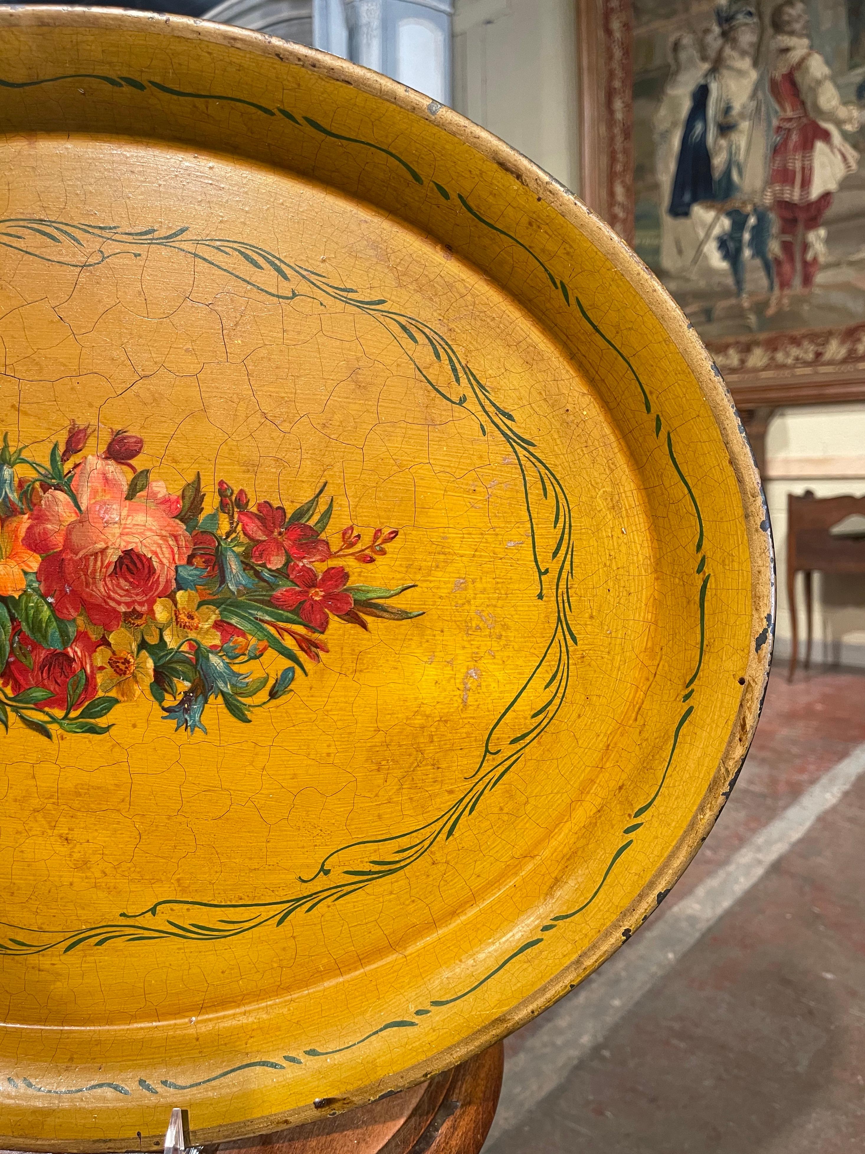 19th Century French Napoleon III Hand Painted Oval Tole Tray with Floral Motifs For Sale 1