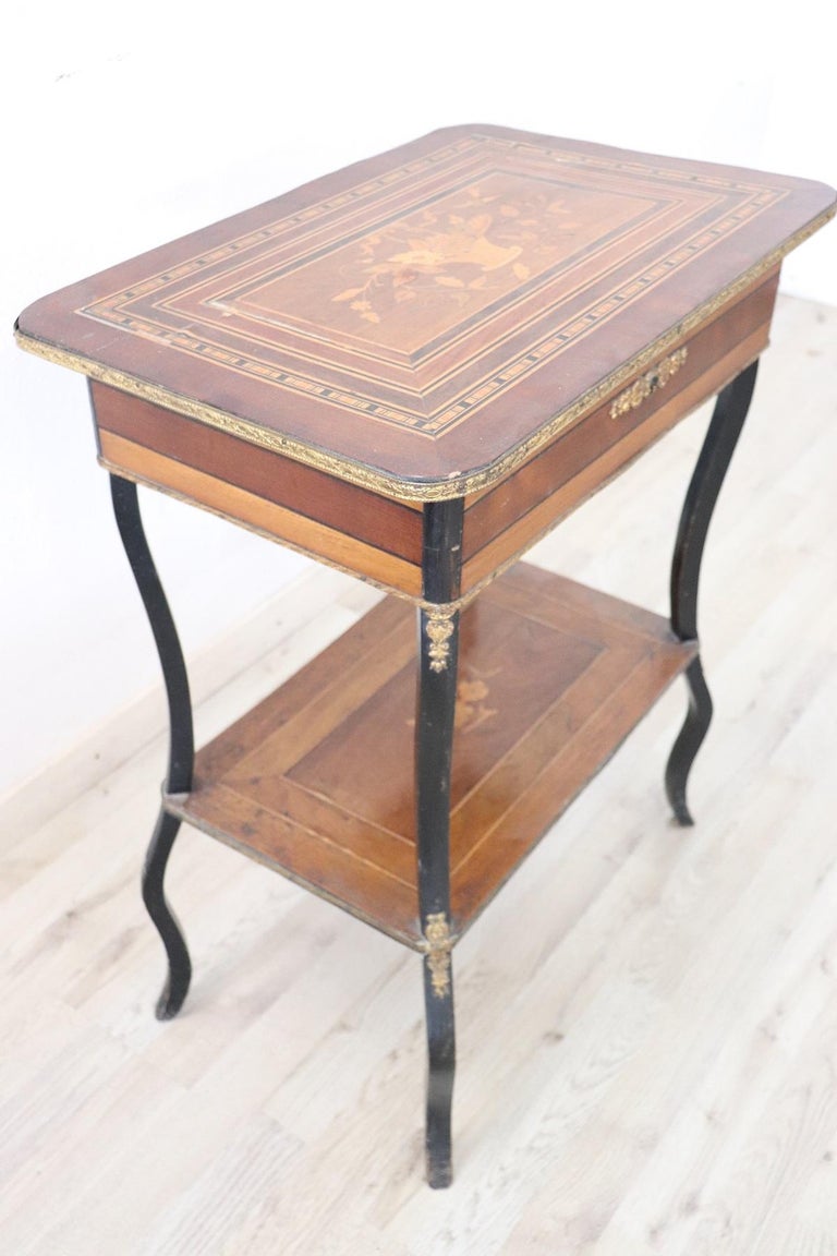 19th Century French Napoleon III Inlaid Wood with Golden Bronzes Vanities Table For Sale 1