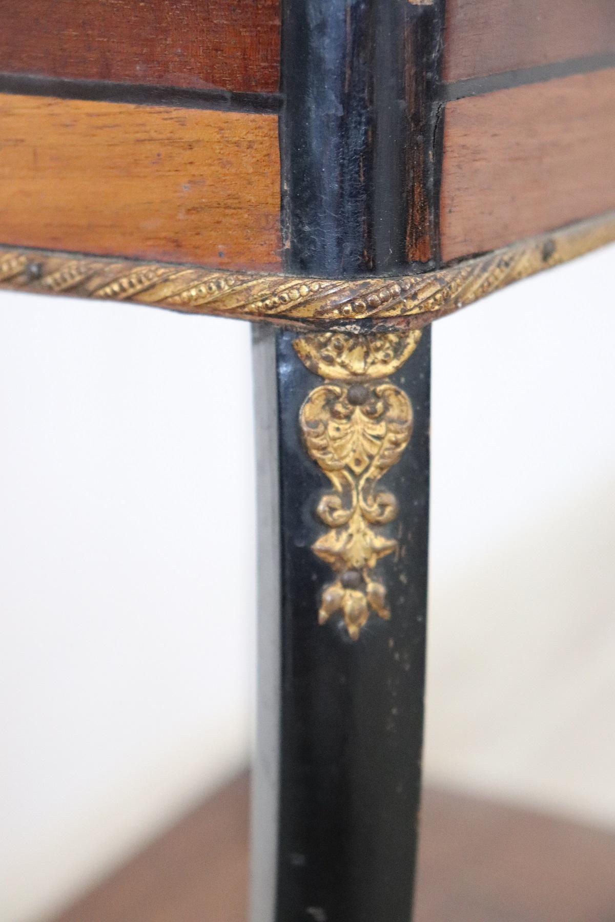 19th Century French Napoleon III Inlaid Wood with Golden Bronzes Vanities Table For Sale 3