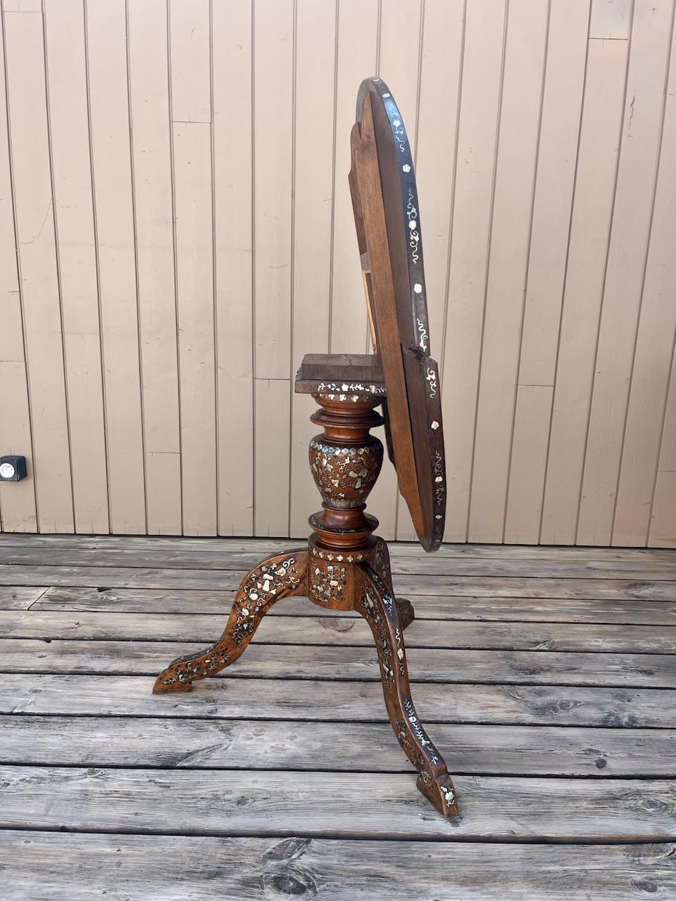 19th century French Napoleon III Inlay and Walnut Gueridon, 1870s Francés en venta