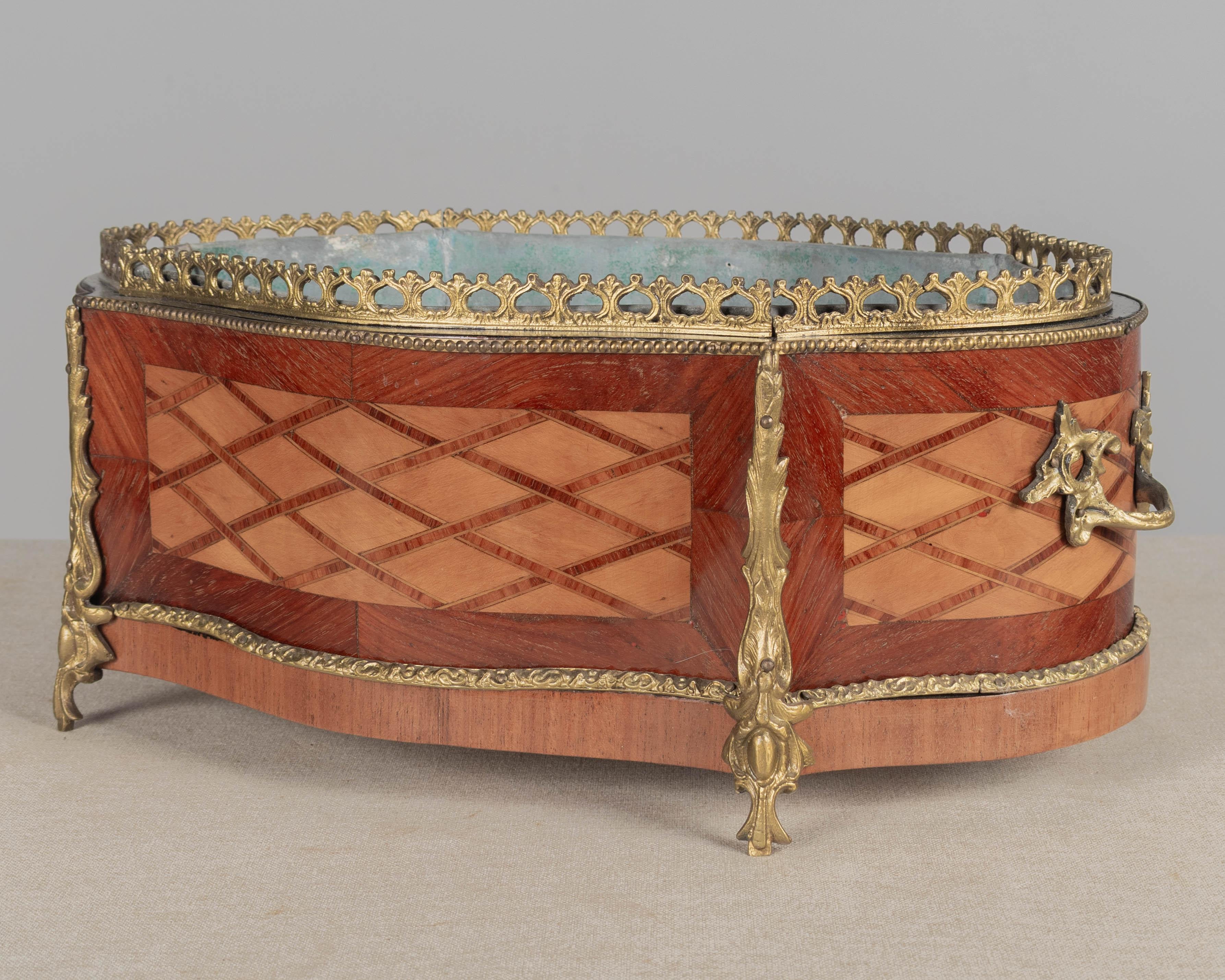 Calco 19th Century French Napoleon III Jardinière or Cachepot in vendita