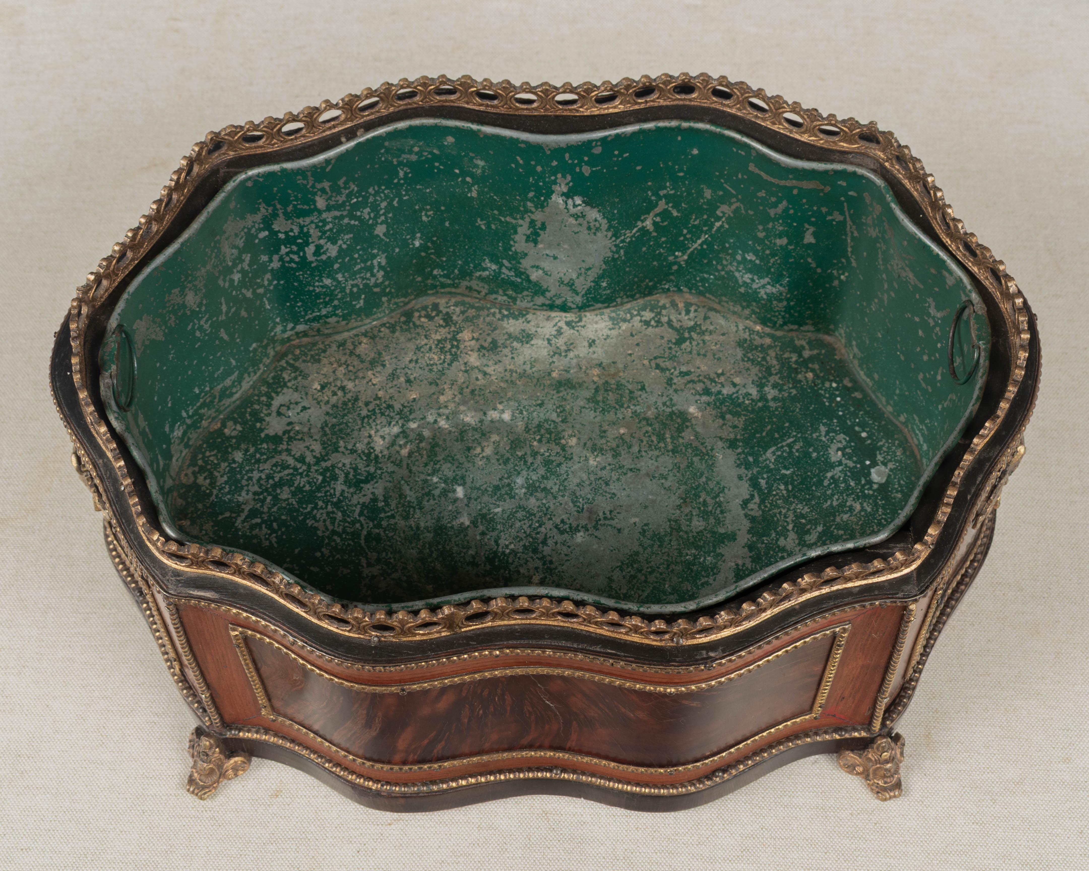 19th Century French Napoleon III Jardinière or Planter in vendita 2