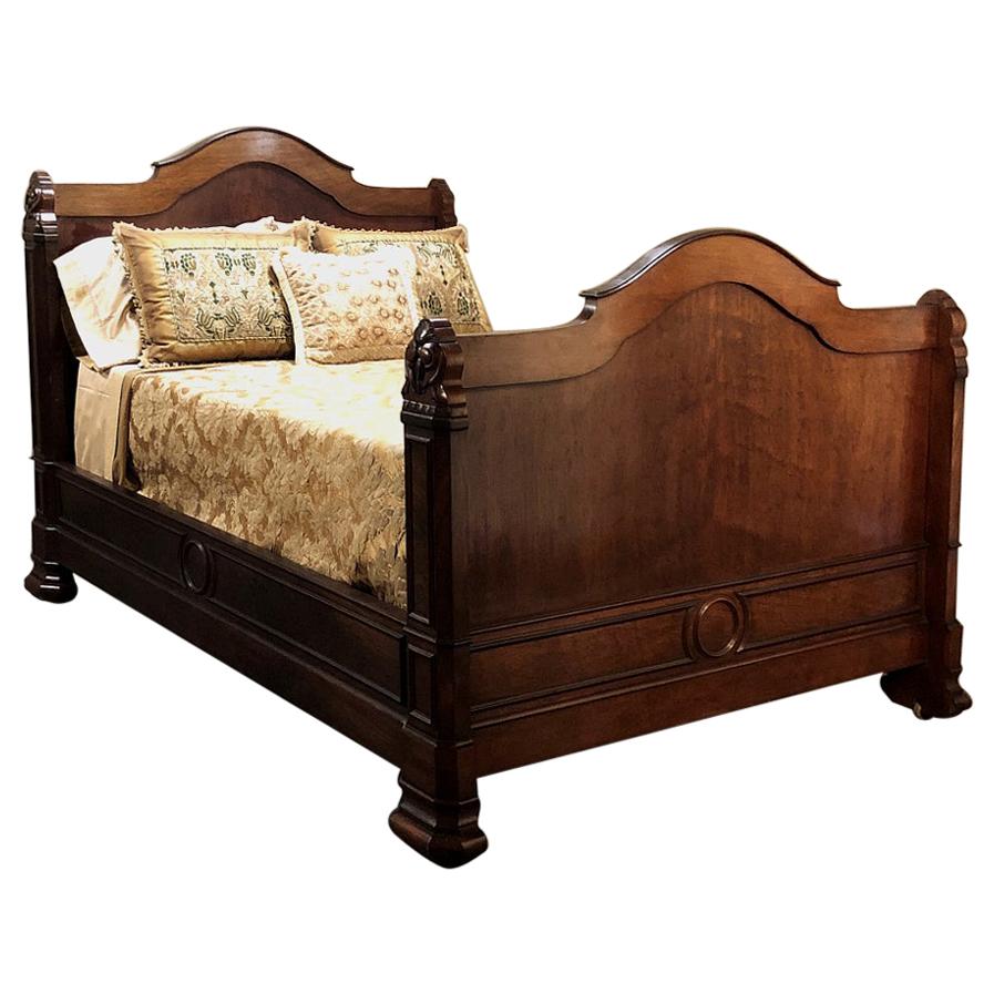 19th Century French Napoleon III Mahogany Day Bed For Sale