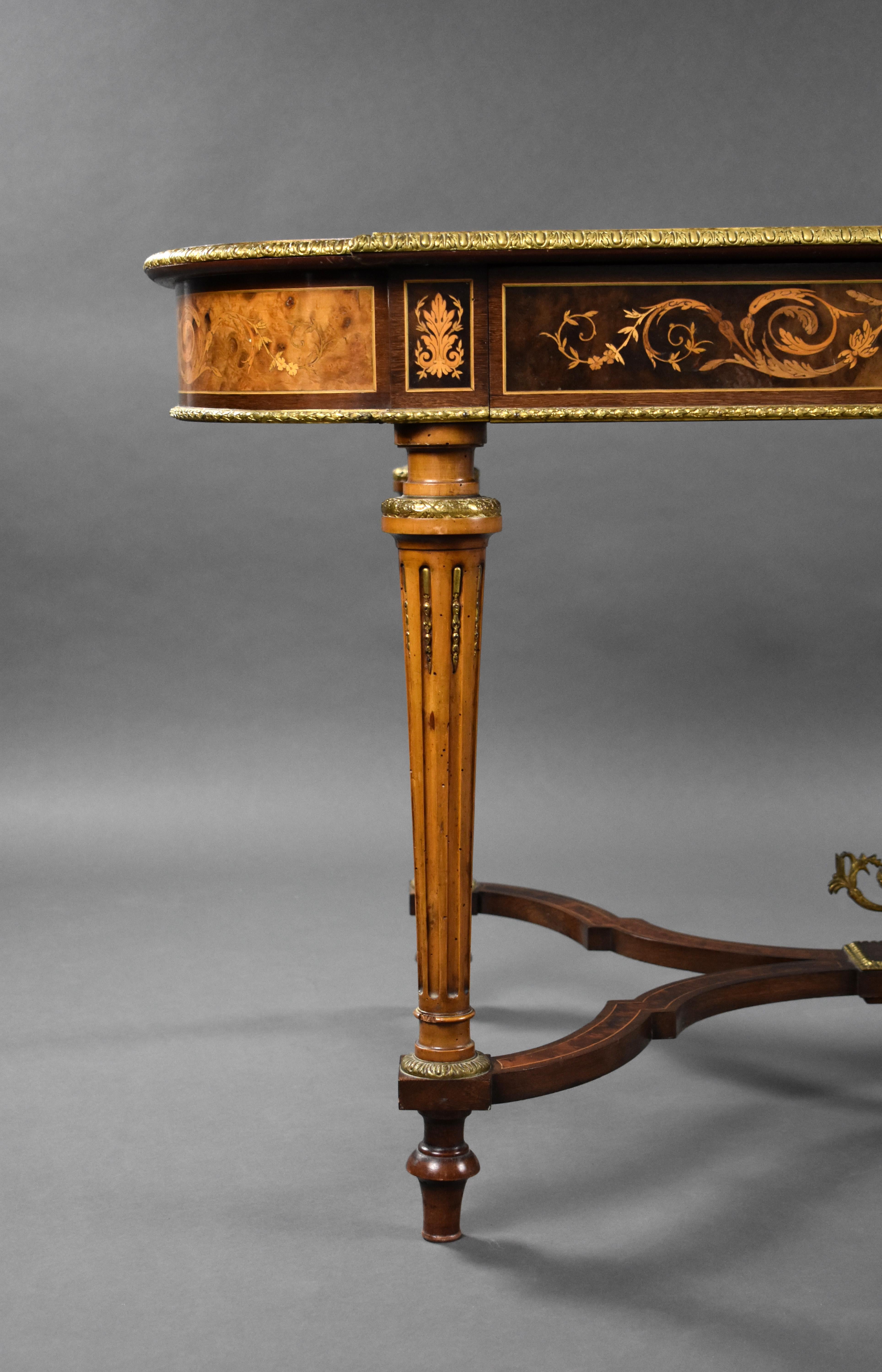 19th Century French Napoleon III Marquetry Centre Table For Sale 8