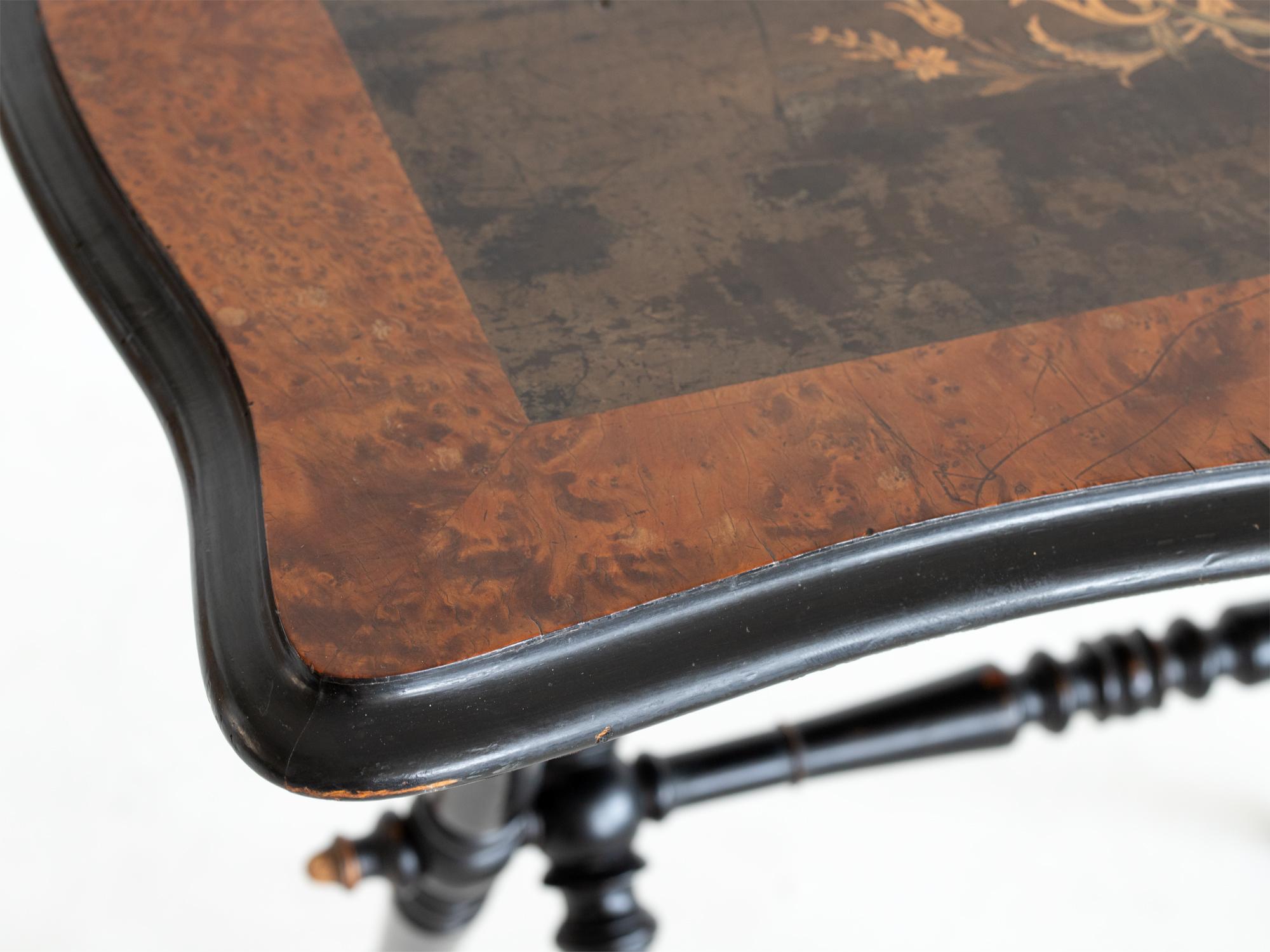19th Century French Napoleon III Marquetry Coach Table For Sale 1