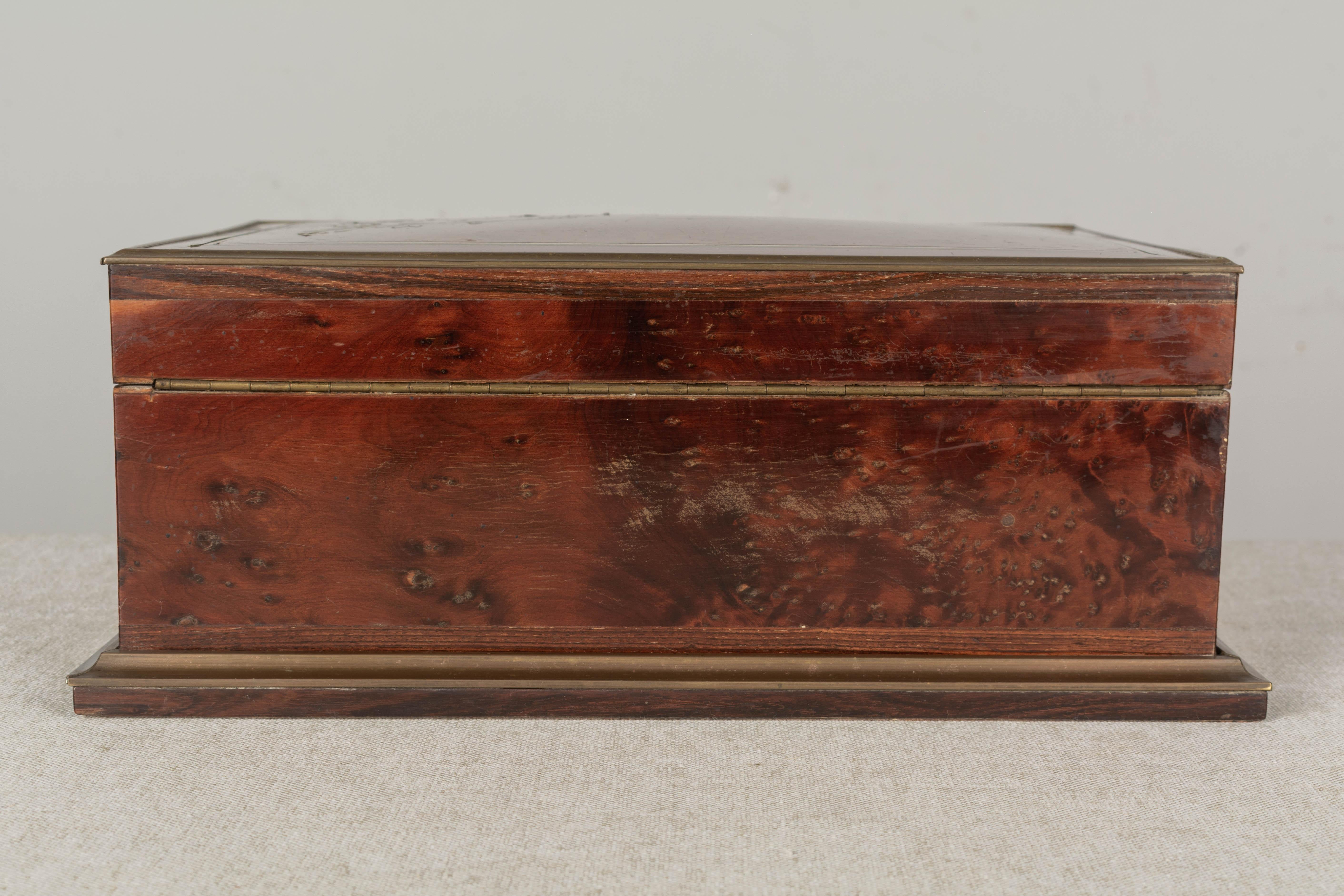 19th Century French Napoleon III Marquetry Sewing Box For Sale 4