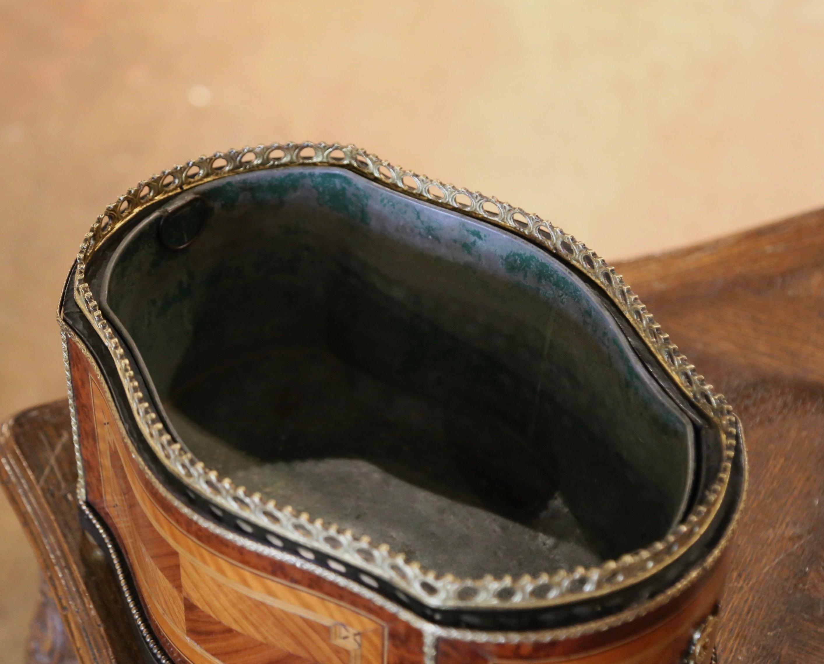 19th Century French Napoleon III Marquetry Walnut and Bronze Bombe Jardinière 2