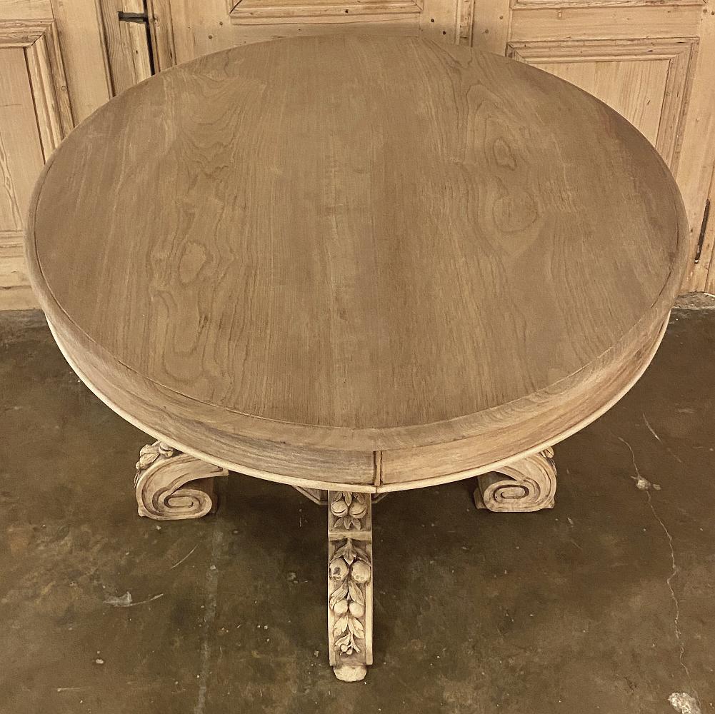 Chêne Table centrale ovale française Napoléon III du XIXe siècle du XIXe siècle en vente