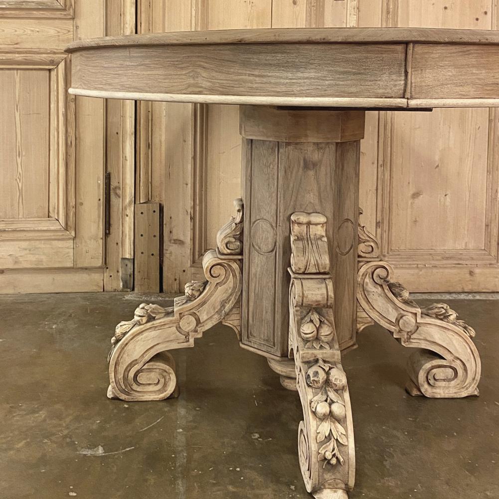 Table centrale ovale française Napoléon III du XIXe siècle du XIXe siècle en vente 1