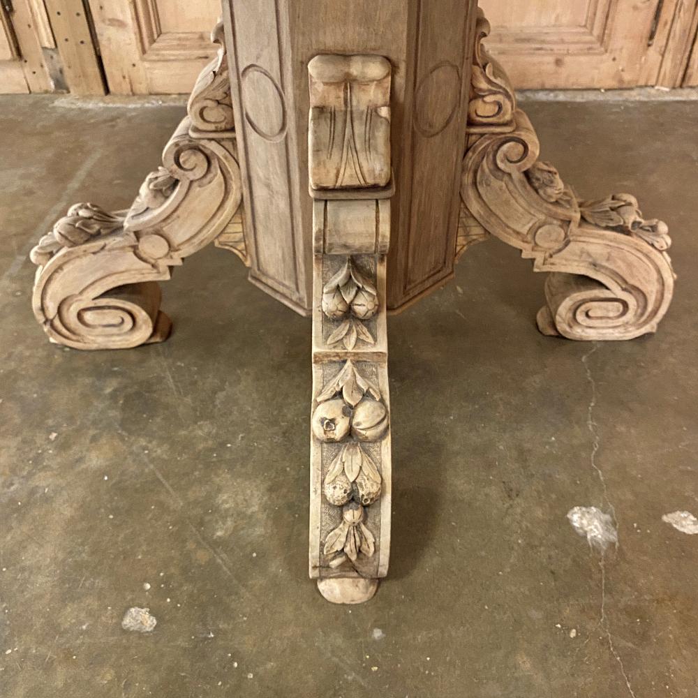 Table centrale ovale française Napoléon III du XIXe siècle du XIXe siècle en vente 3