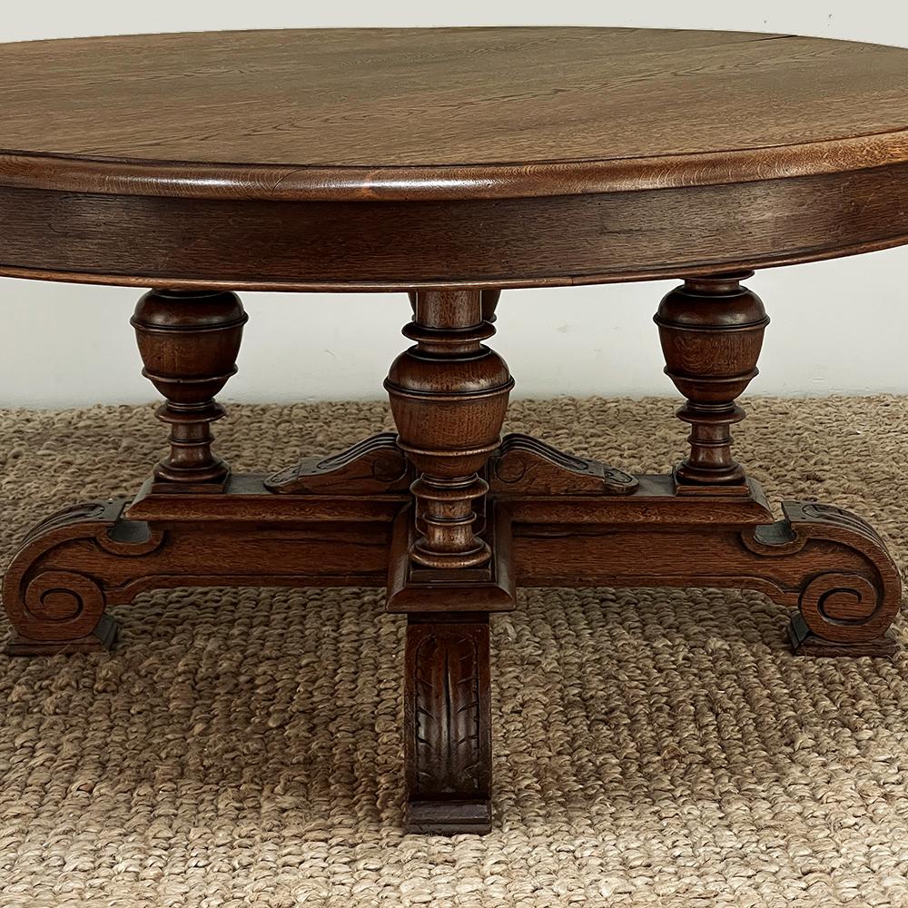 19th Century French Napoleon III Oval Coffee Table For Sale 4