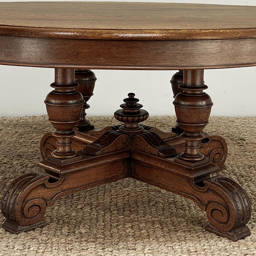 19th Century French Napoleon III Oval Coffee Table For Sale 6