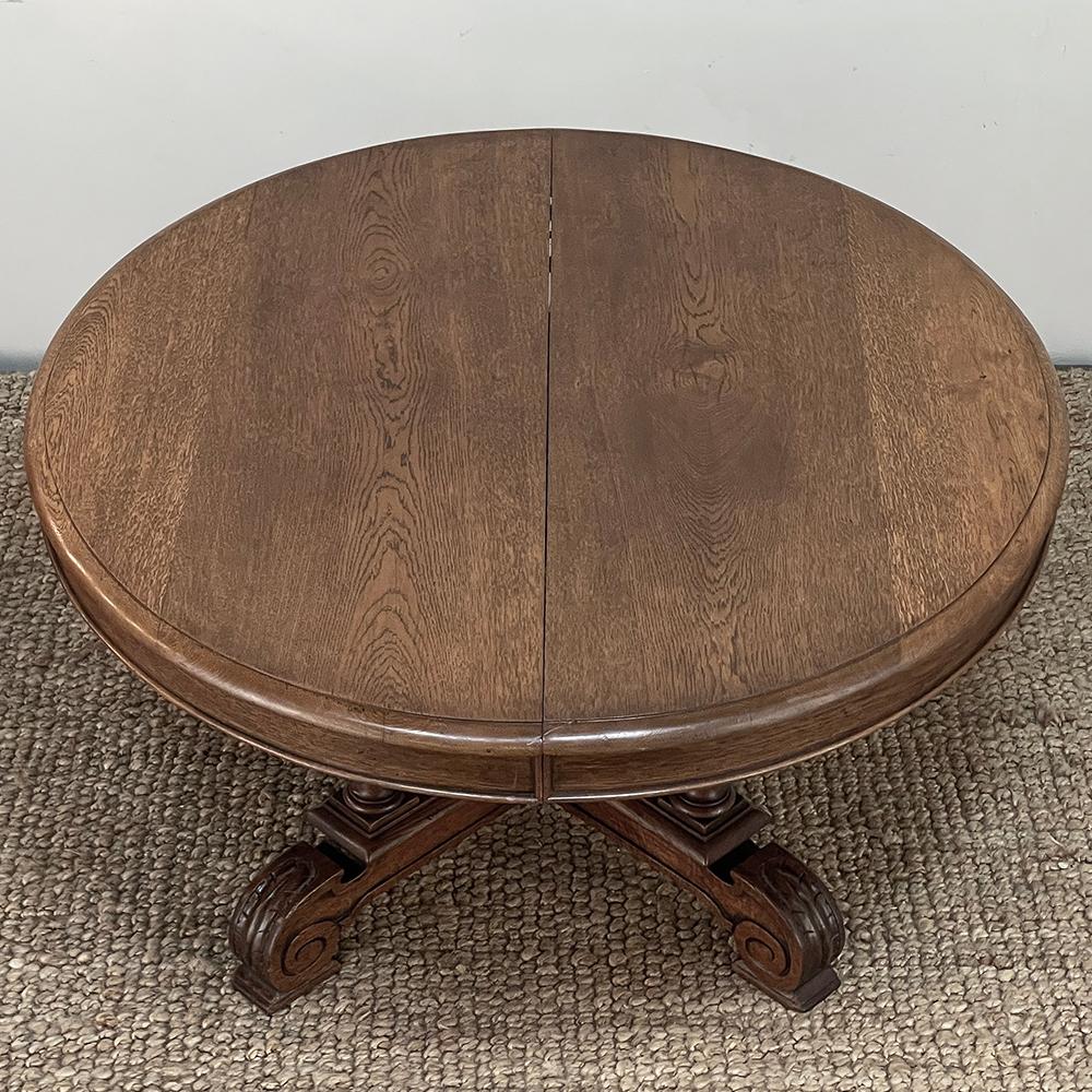 19th Century French Napoleon III Oval Coffee Table In Good Condition For Sale In Dallas, TX