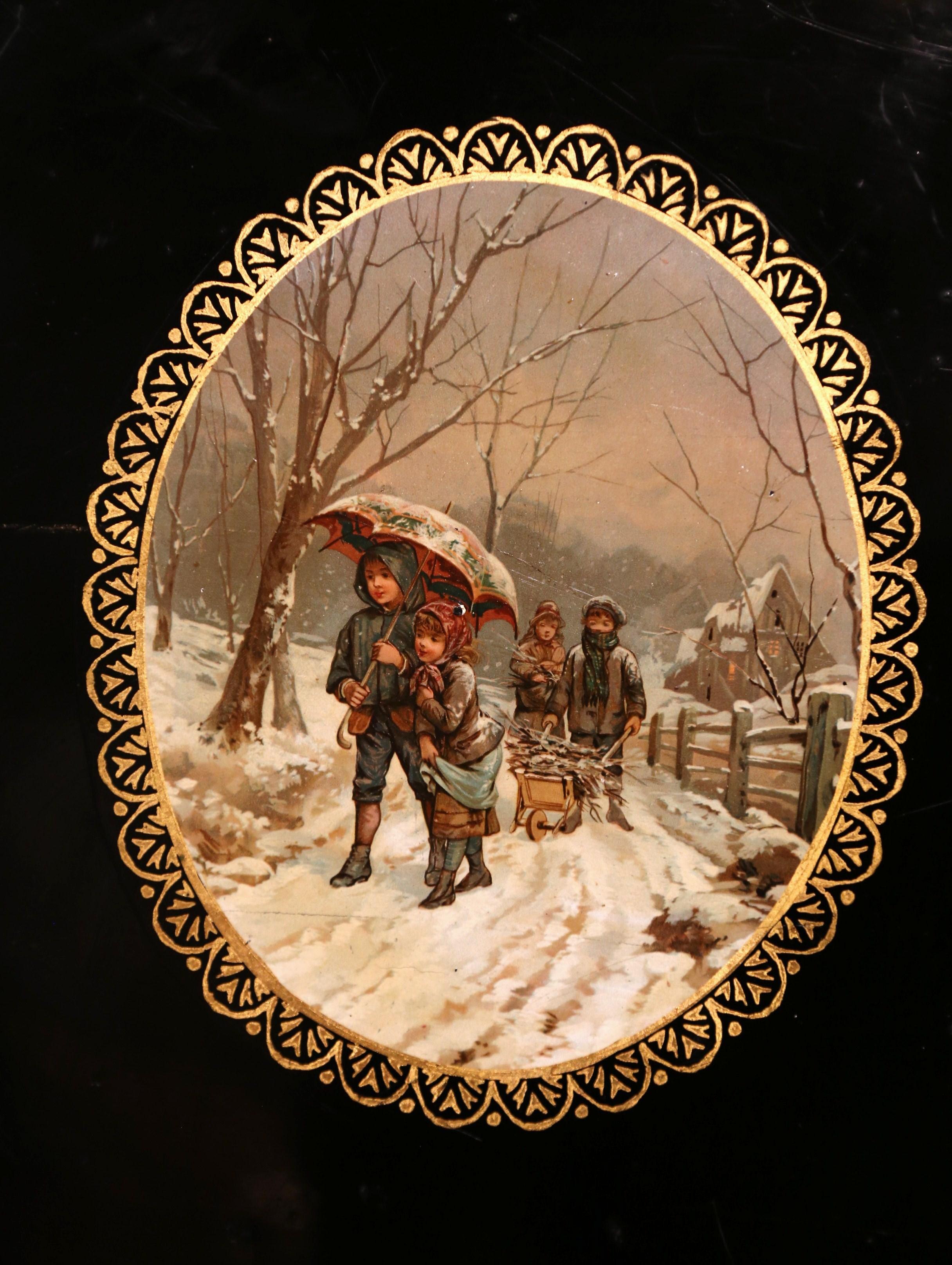 Français Plateau ovale en tôle Napoléon III français du XIXe siècle avec médaillon peint à la main en vente