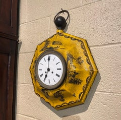 Pendule murale en tôle peinte Napoléon III, XIXe siècle, France