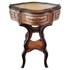 19th Century French Napoleon III Period Bijouterie Vitrine Table