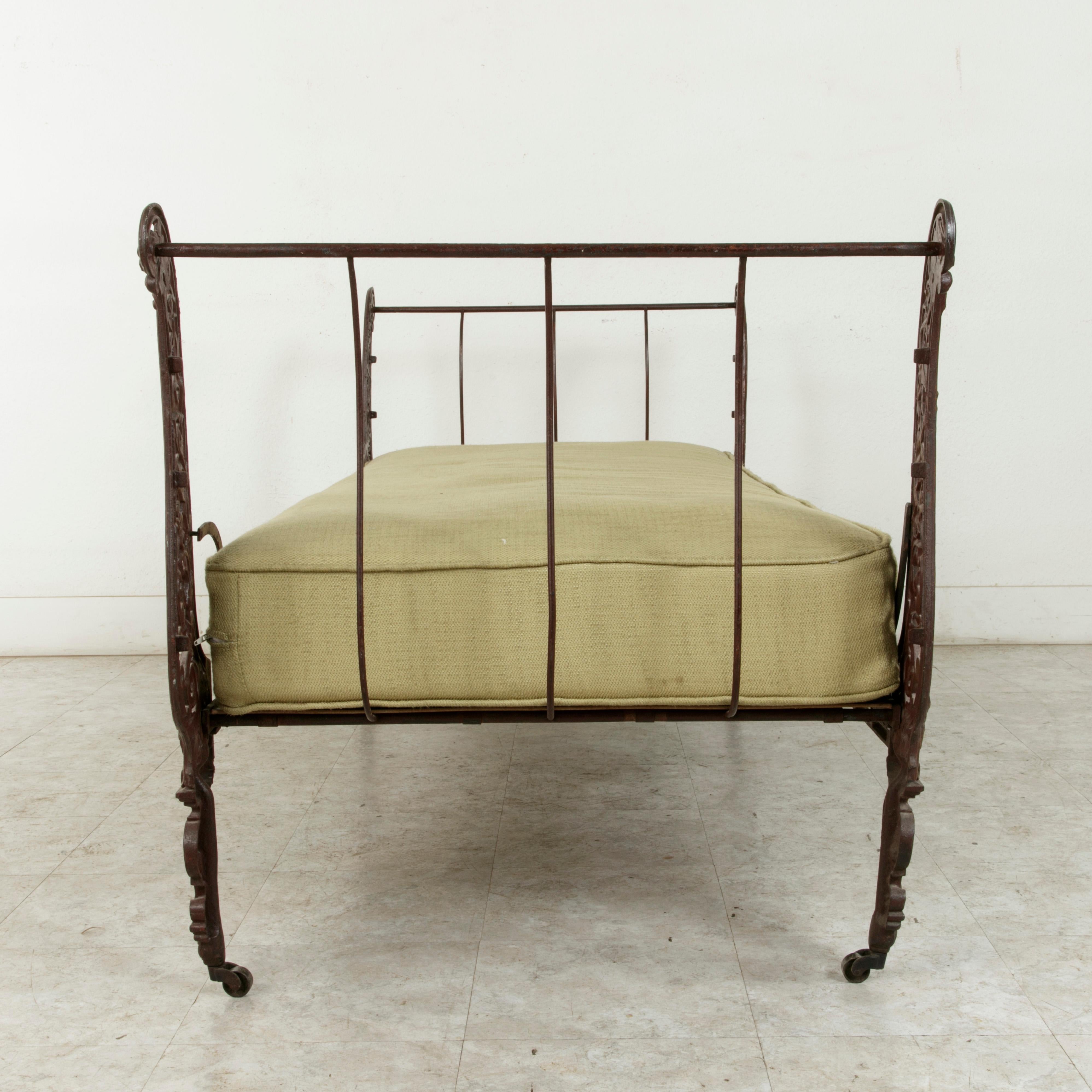 19th Century French Napoleon III Period Cast Iron Daybed or Sleigh Bed 3