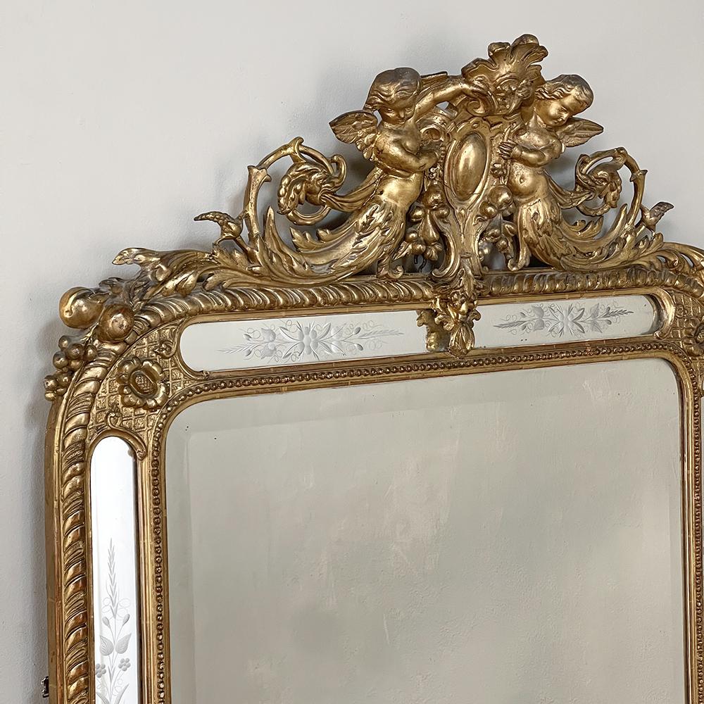 19. Jahrhundert Französisch Napoleon III Zeitraum vergoldeten Spiegel im Zustand „Gut“ im Angebot in Dallas, TX