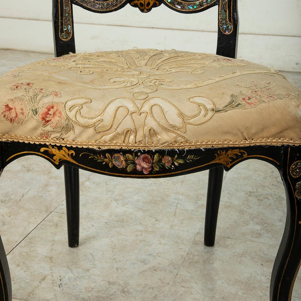 19th Century French Napoleon III Period Hand Painted Tole Fireside Chair For Sale 4